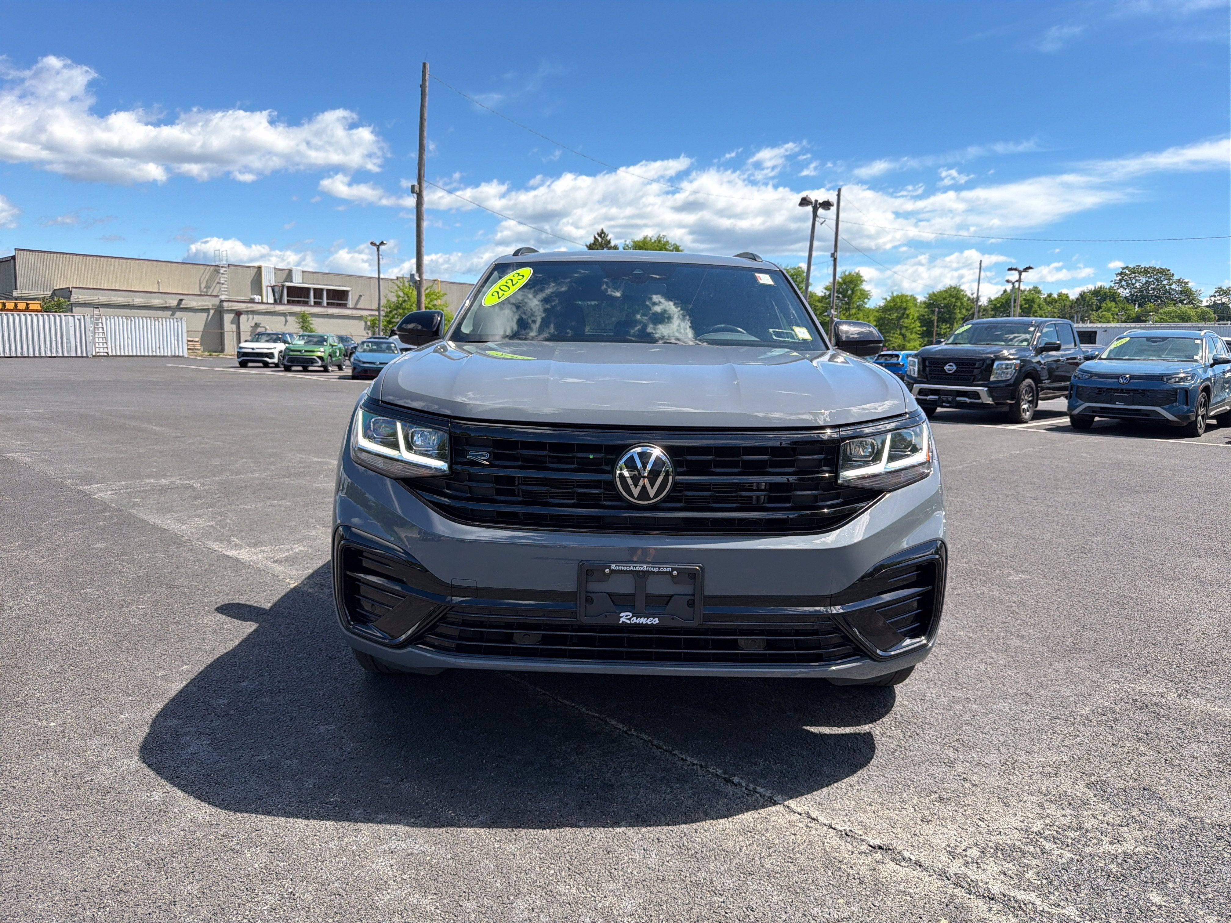 2023 Volkswagen Atlas Cross Sport 3.6L V6 SEL R-Line