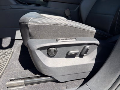 2023 Volkswagen Atlas Cross Sport 3.6L V6 SEL R-Line