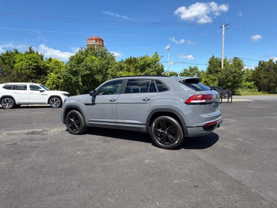 2023 Volkswagen Atlas Cross Sport 3.6L V6 SEL R-Line
