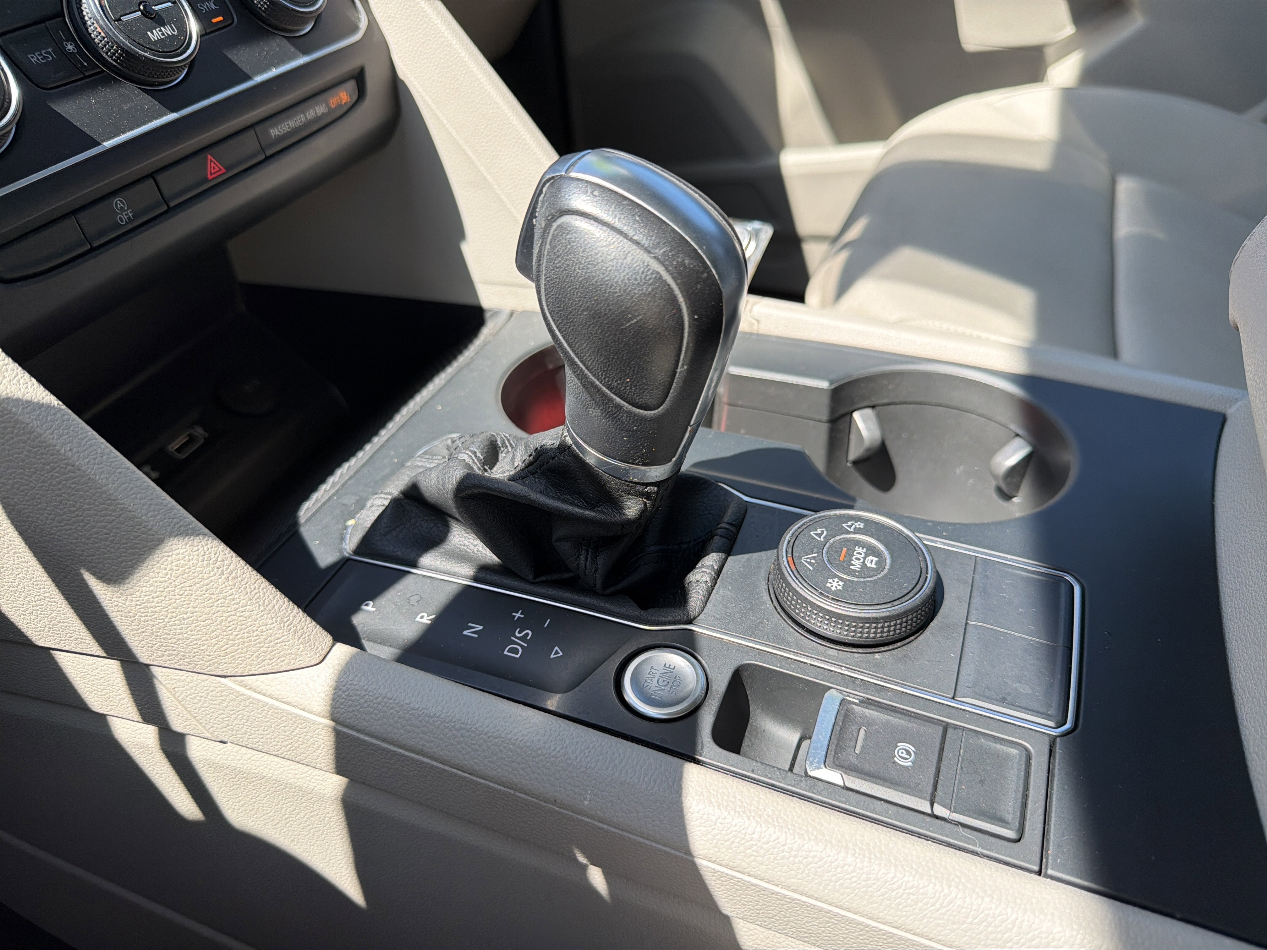 2019 Volkswagen Atlas 3.6L V6 SE w/Technology