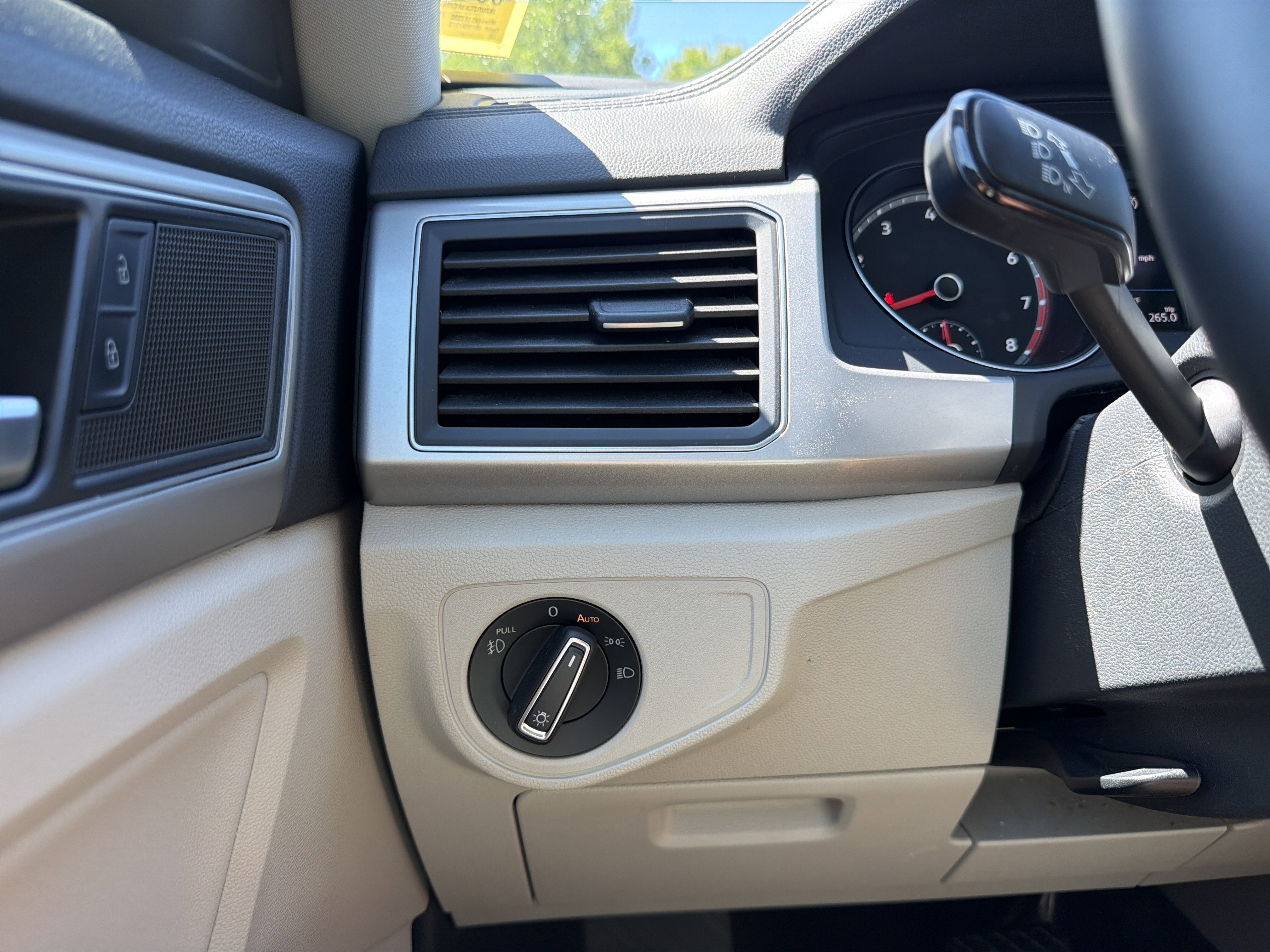2019 Volkswagen Atlas 3.6L V6 SE w/Technology