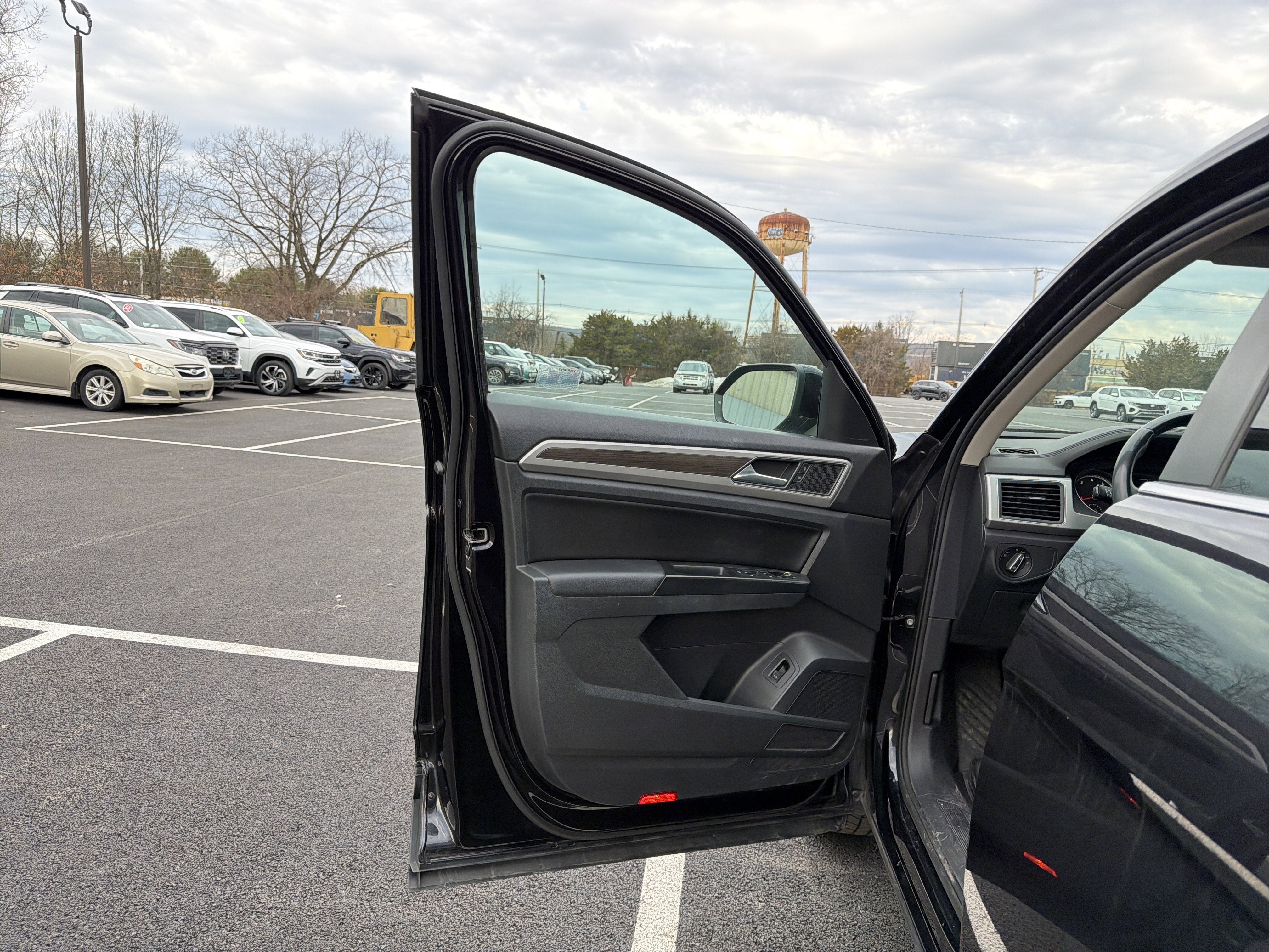 2019 Volkswagen Atlas 3.6L V6 SE w/Technology