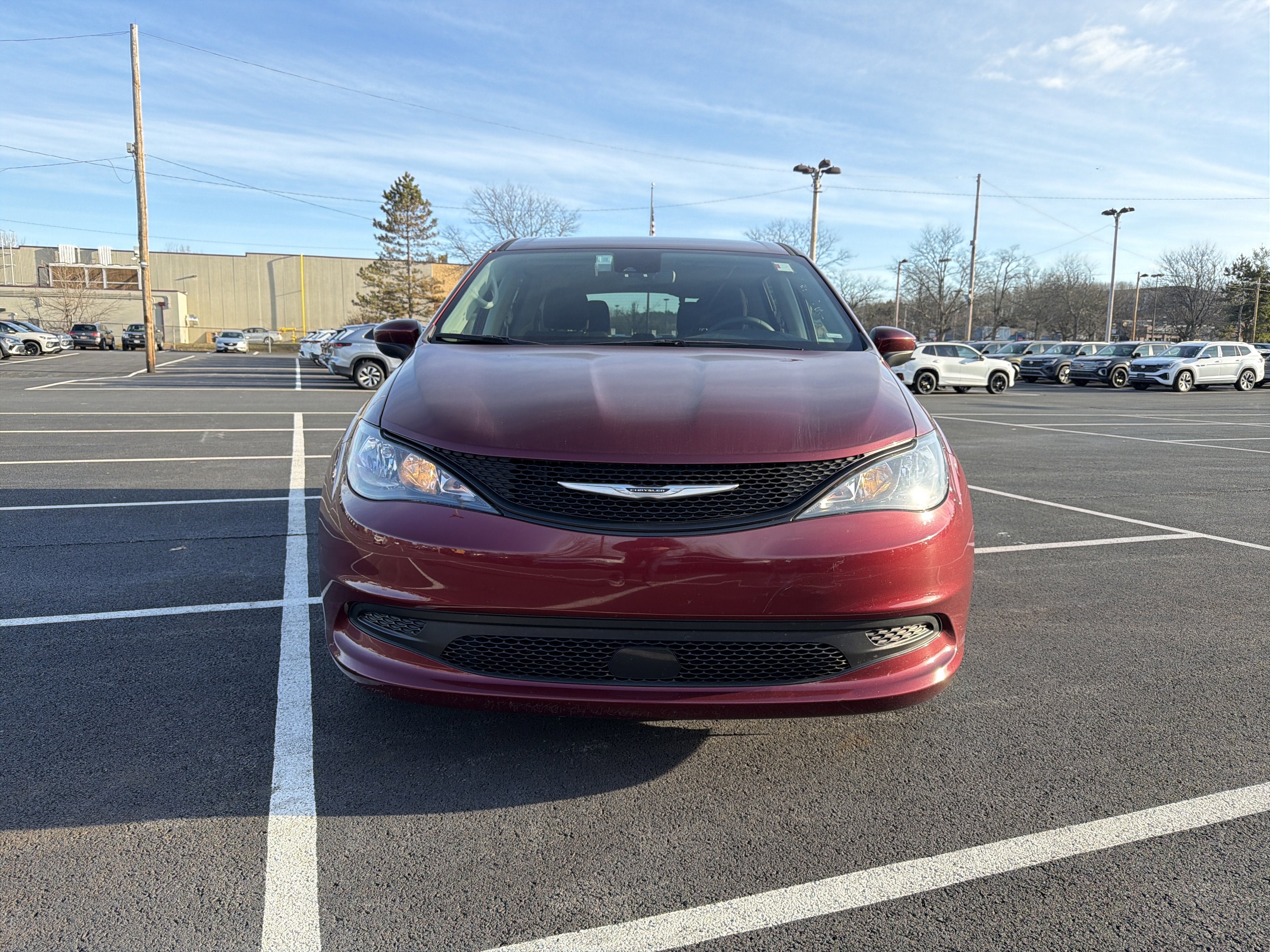 2023 Chrysler Voyager LX