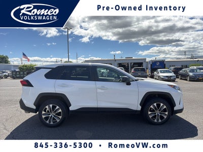2022 Toyota RAV4 LE
