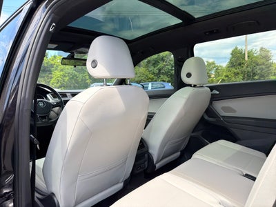 2020 Volkswagen Tiguan 2.0T SE R-Line Black 4Motion