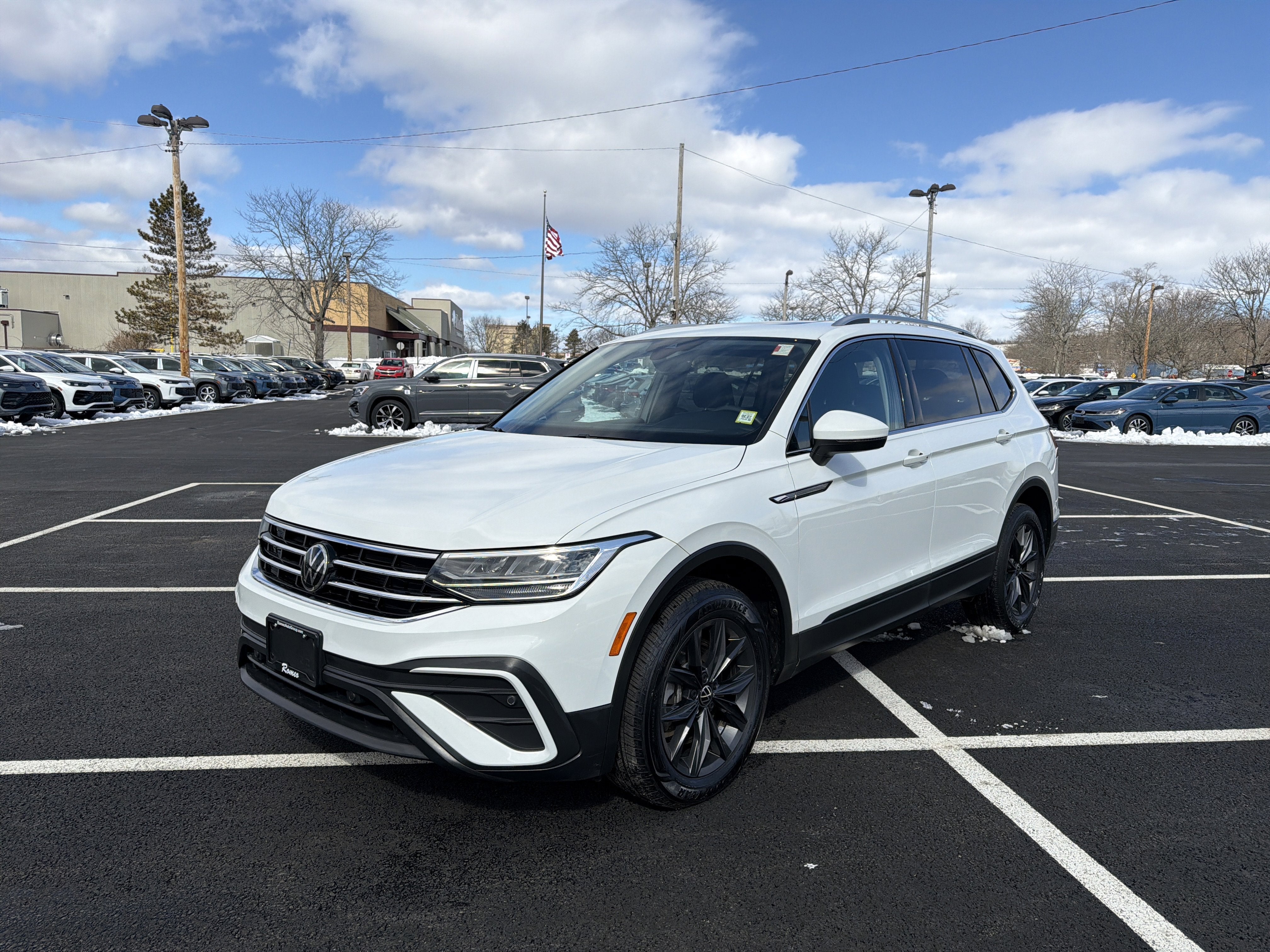 2022 Volkswagen Tiguan 2.0T SE