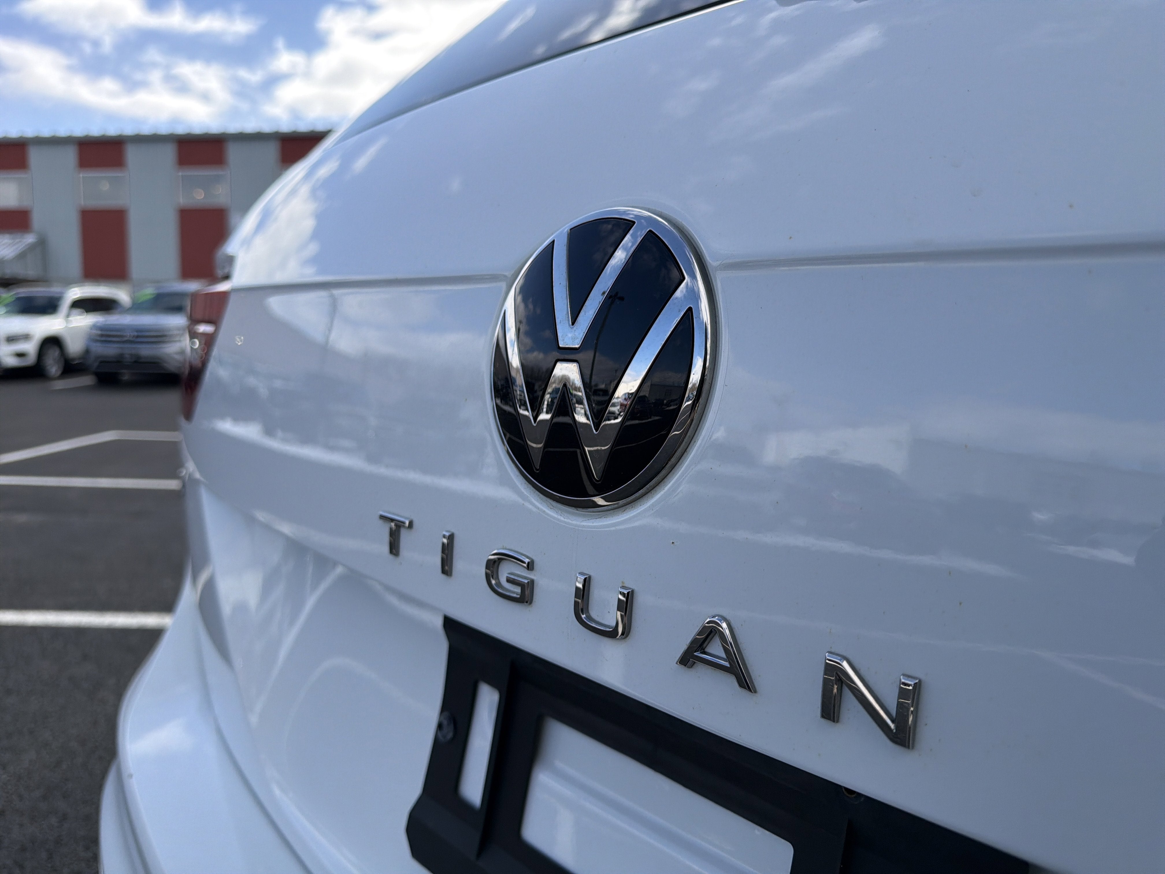 2022 Volkswagen Tiguan 2.0T SE