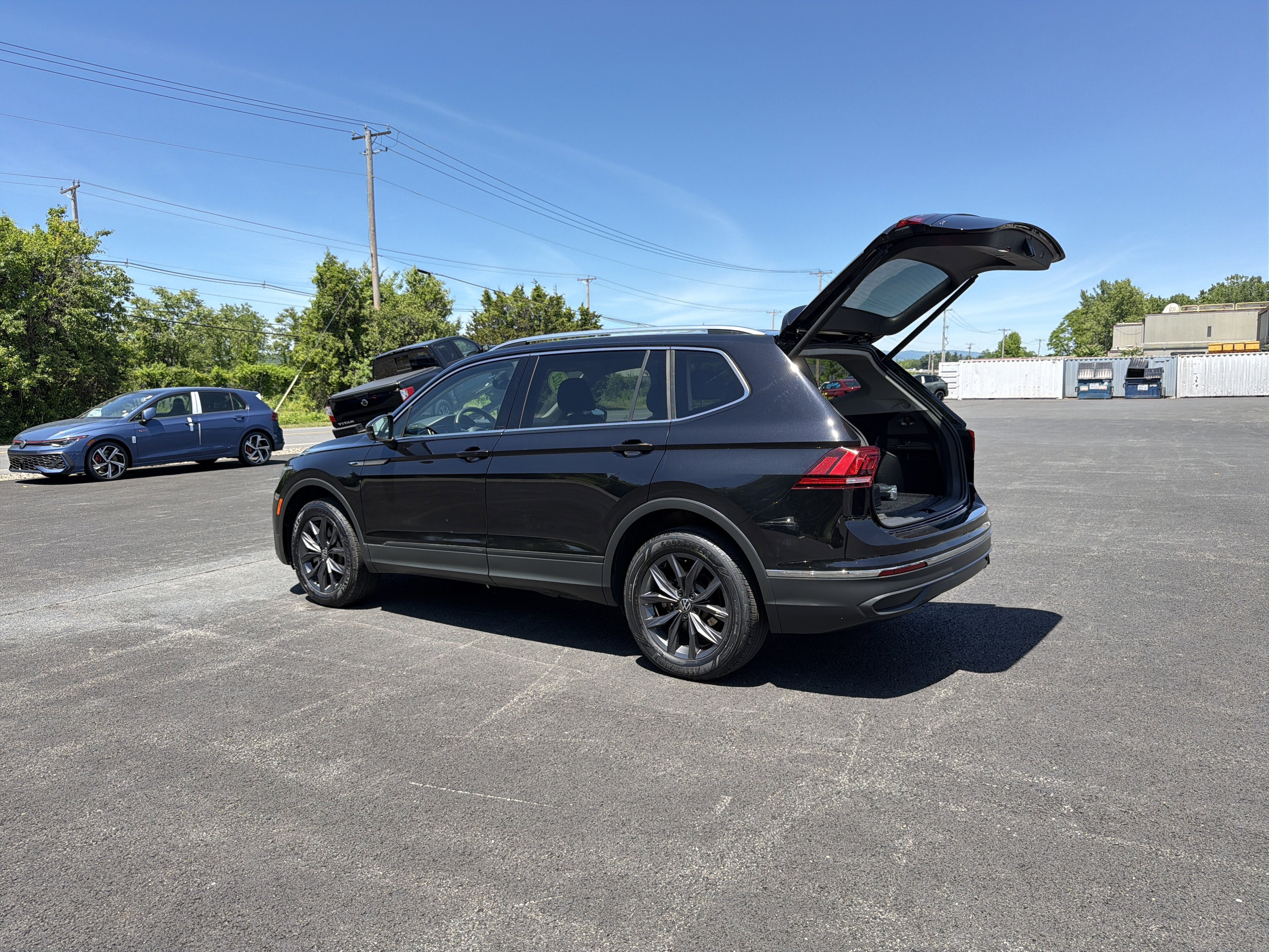 2022 Volkswagen Tiguan 2.0T SE