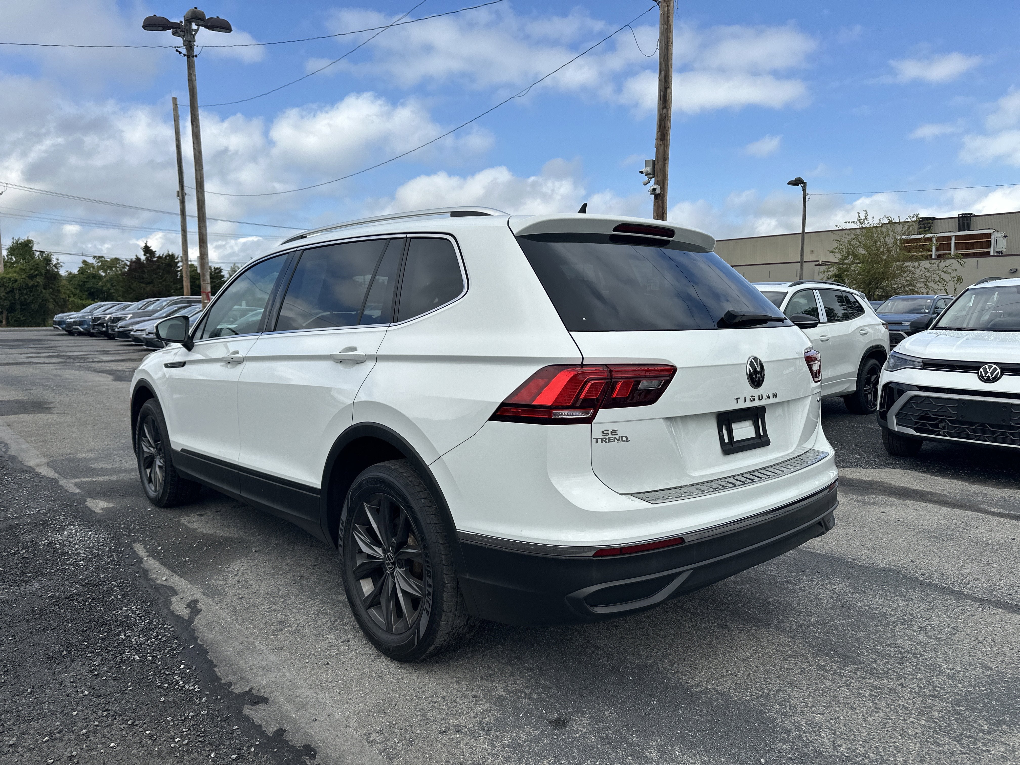 2022 Volkswagen Tiguan 2.0T SE