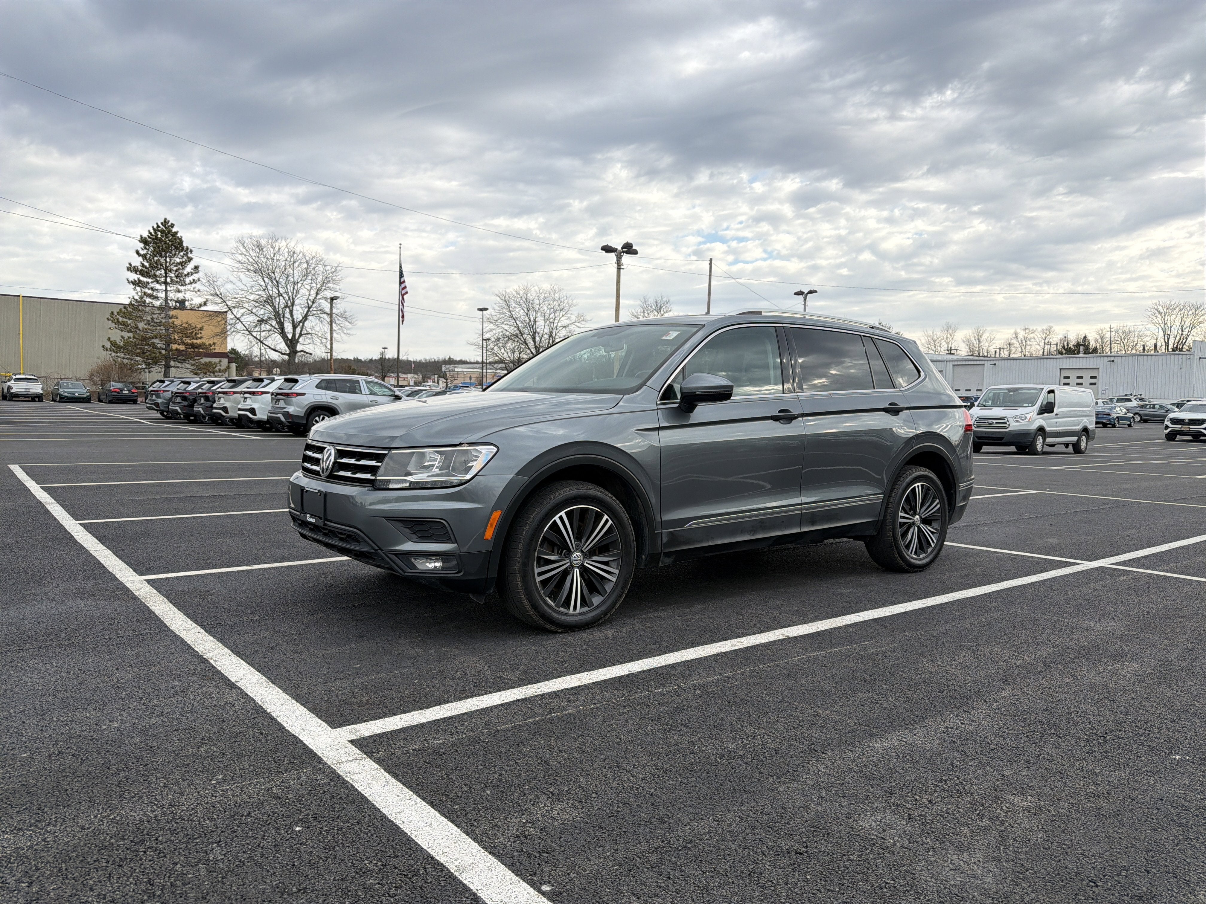 2018 Volkswagen Tiguan 2.0T SEL 4Motion