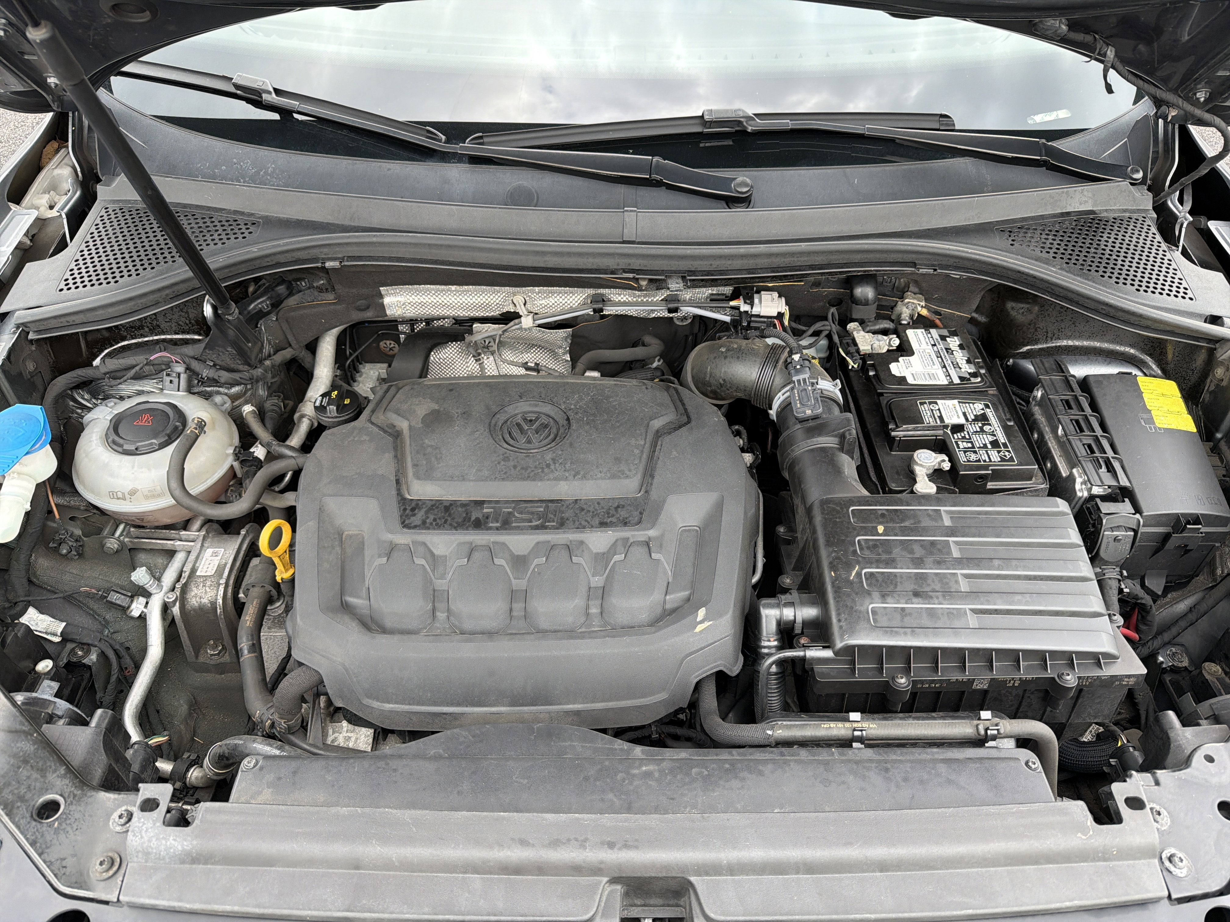 2018 Volkswagen Tiguan 2.0T SEL 4Motion