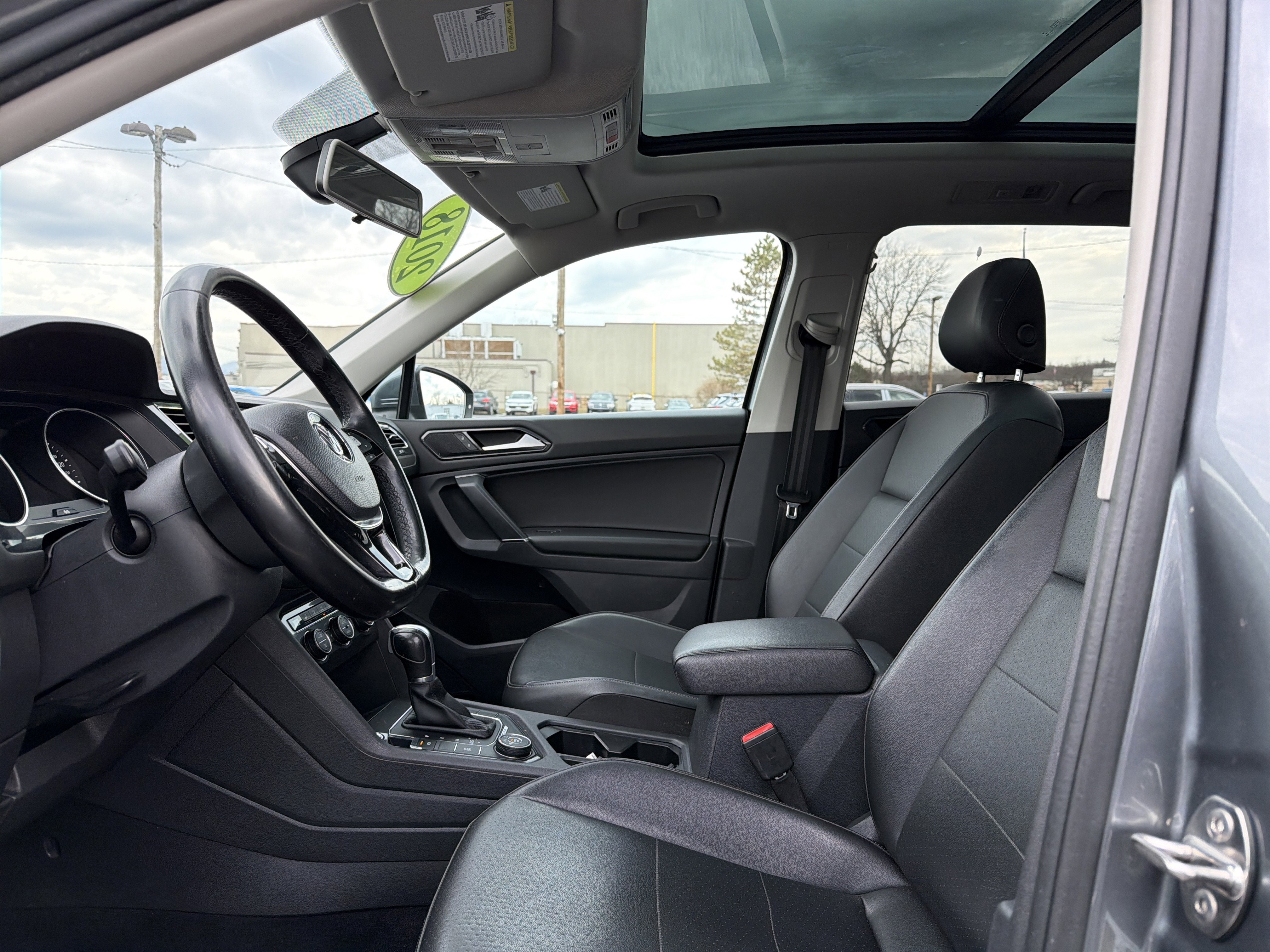 2018 Volkswagen Tiguan 2.0T SEL 4Motion