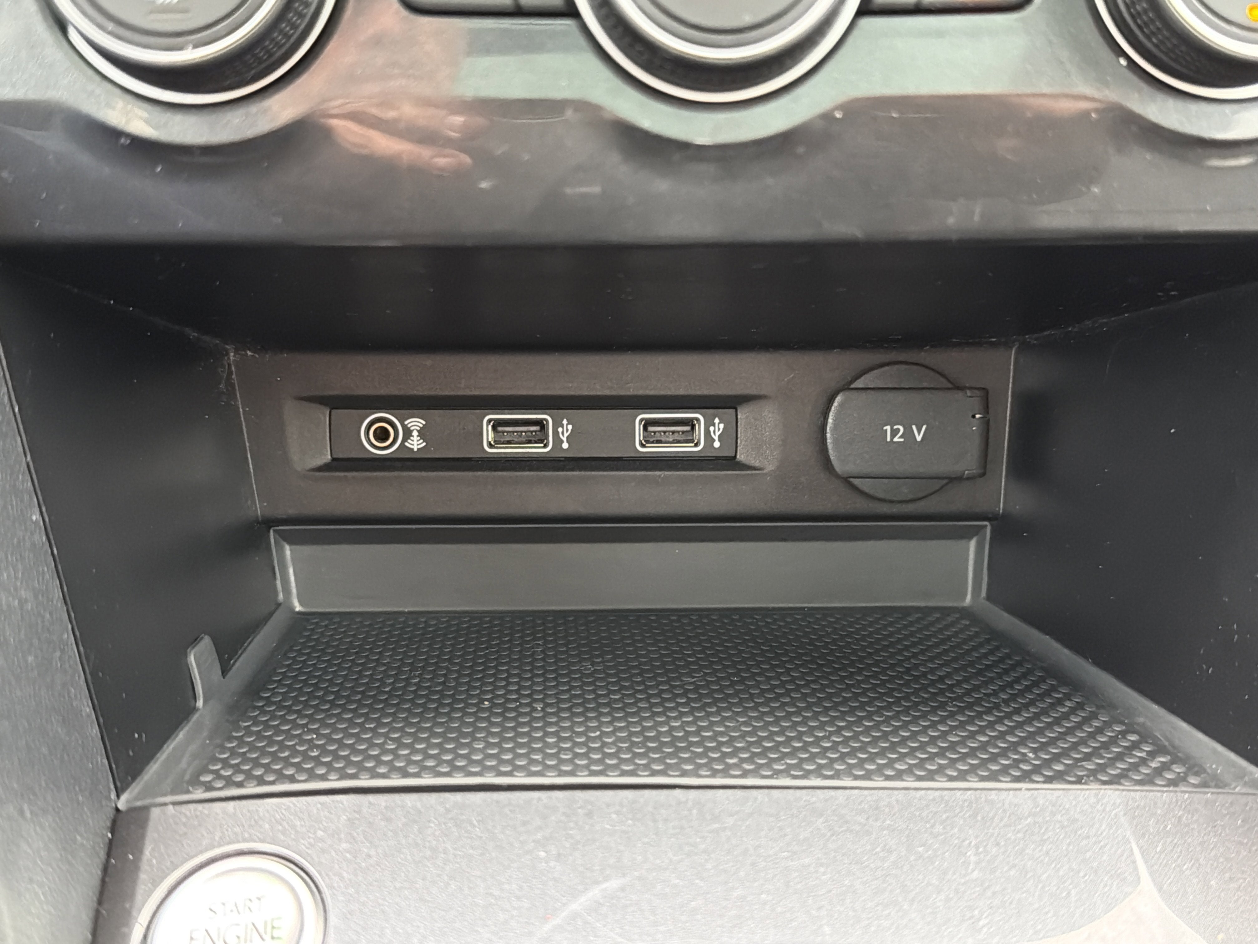 2018 Volkswagen Tiguan 2.0T SEL 4Motion