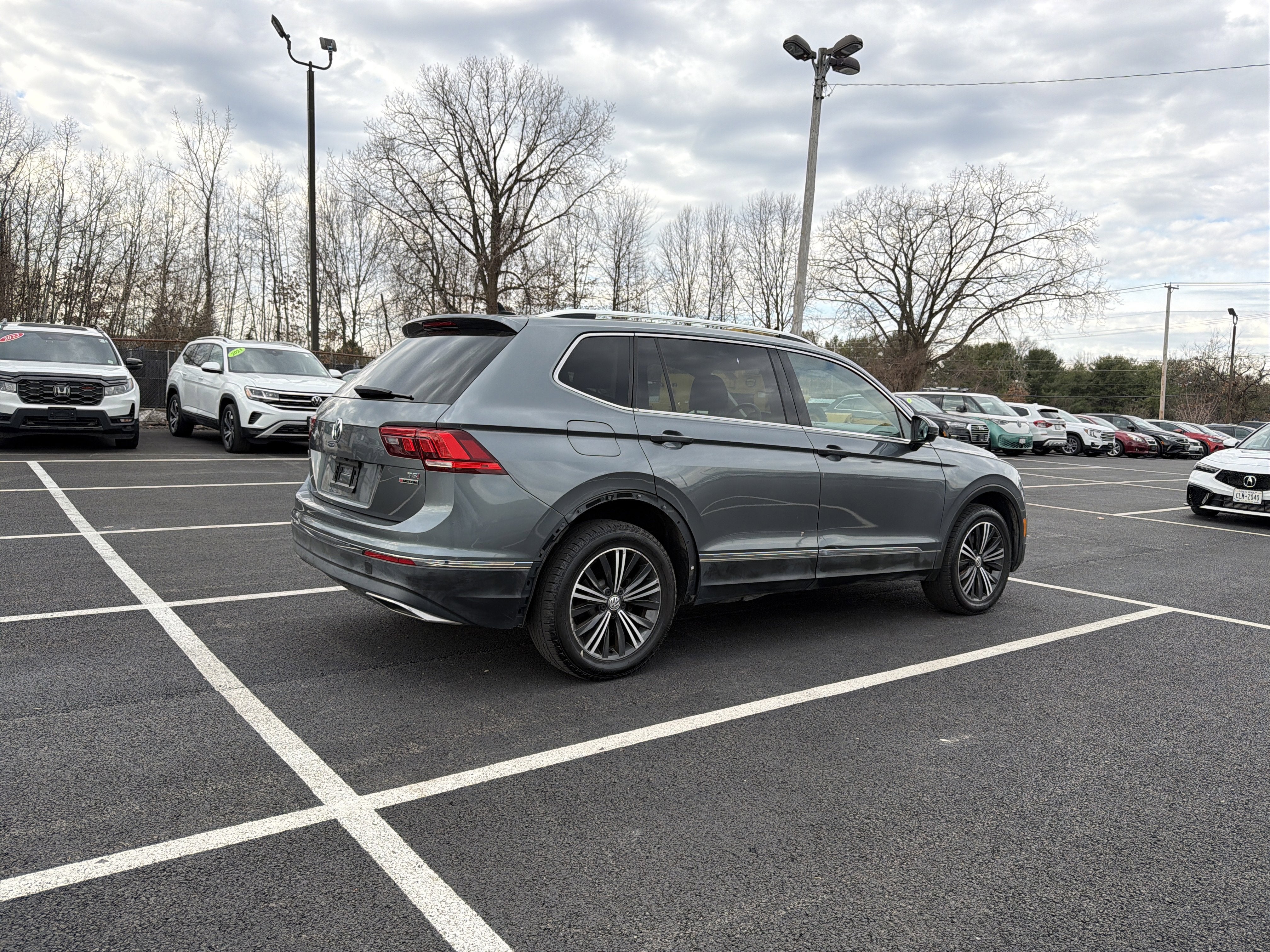 2018 Volkswagen Tiguan 2.0T SEL 4Motion