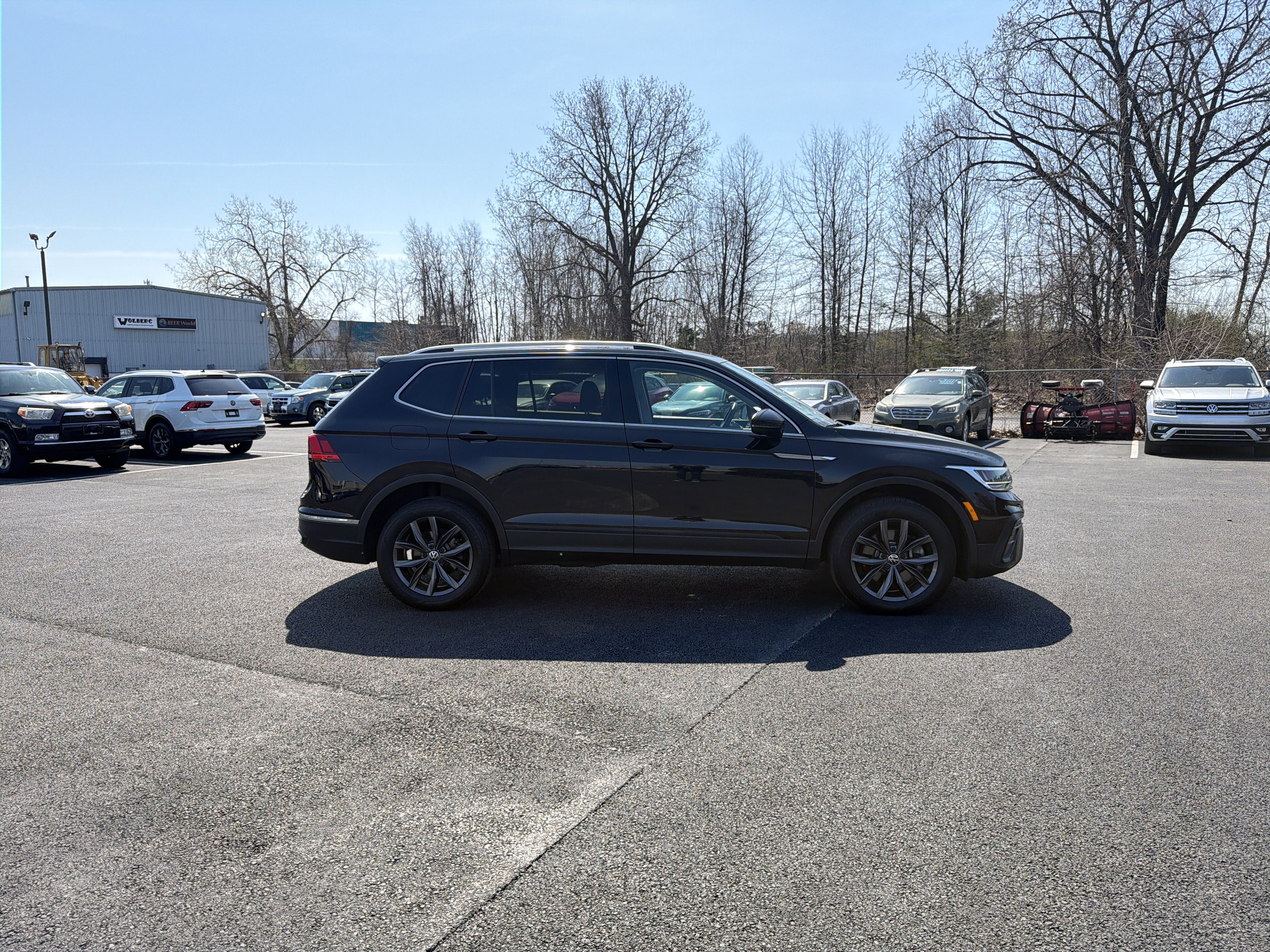 2023 Volkswagen Tiguan 2.0T SE