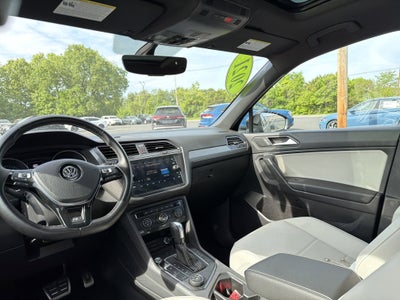 2021 Volkswagen Tiguan 2.0T SE R-Line Black