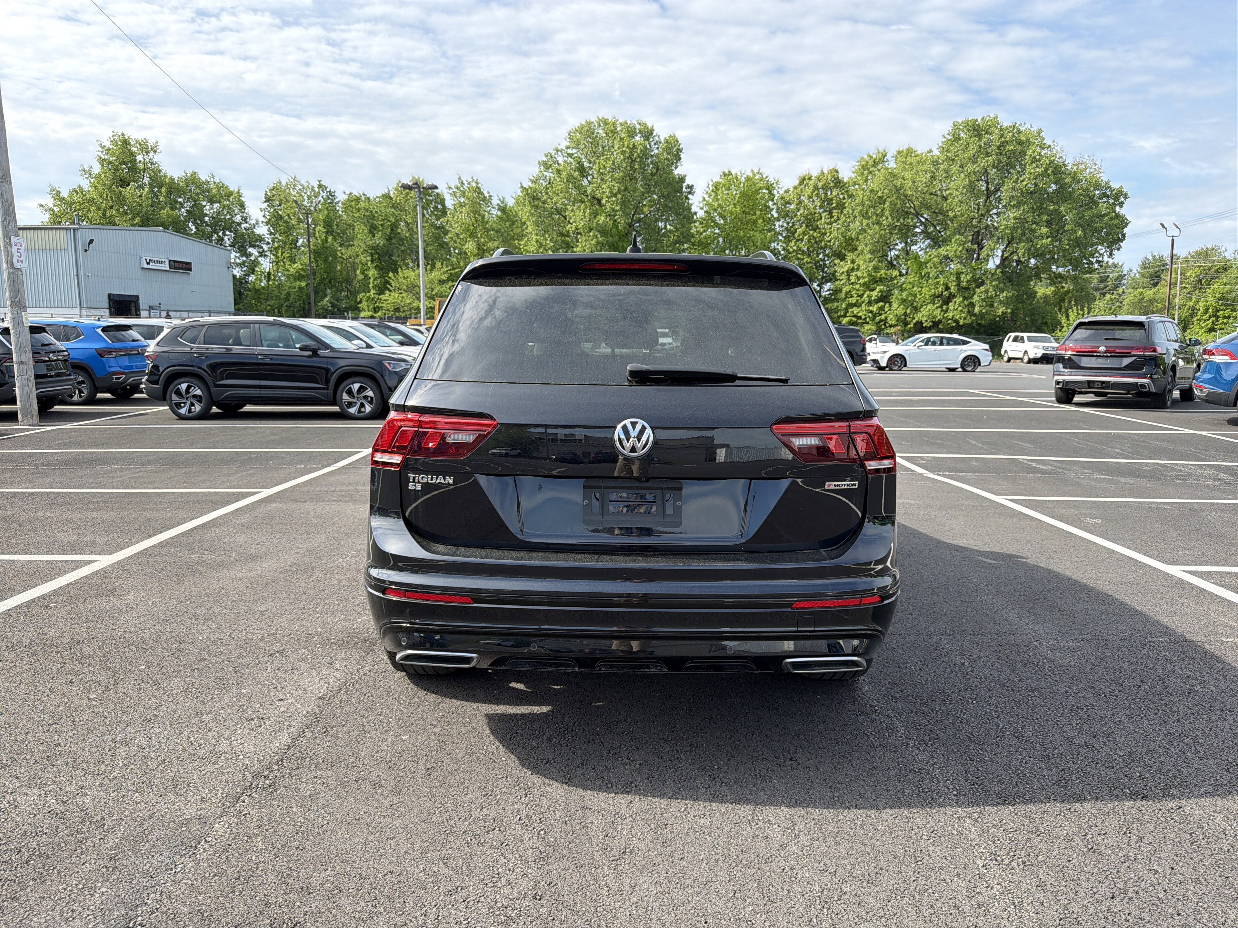 2021 Volkswagen Tiguan 2.0T SE R-Line Black