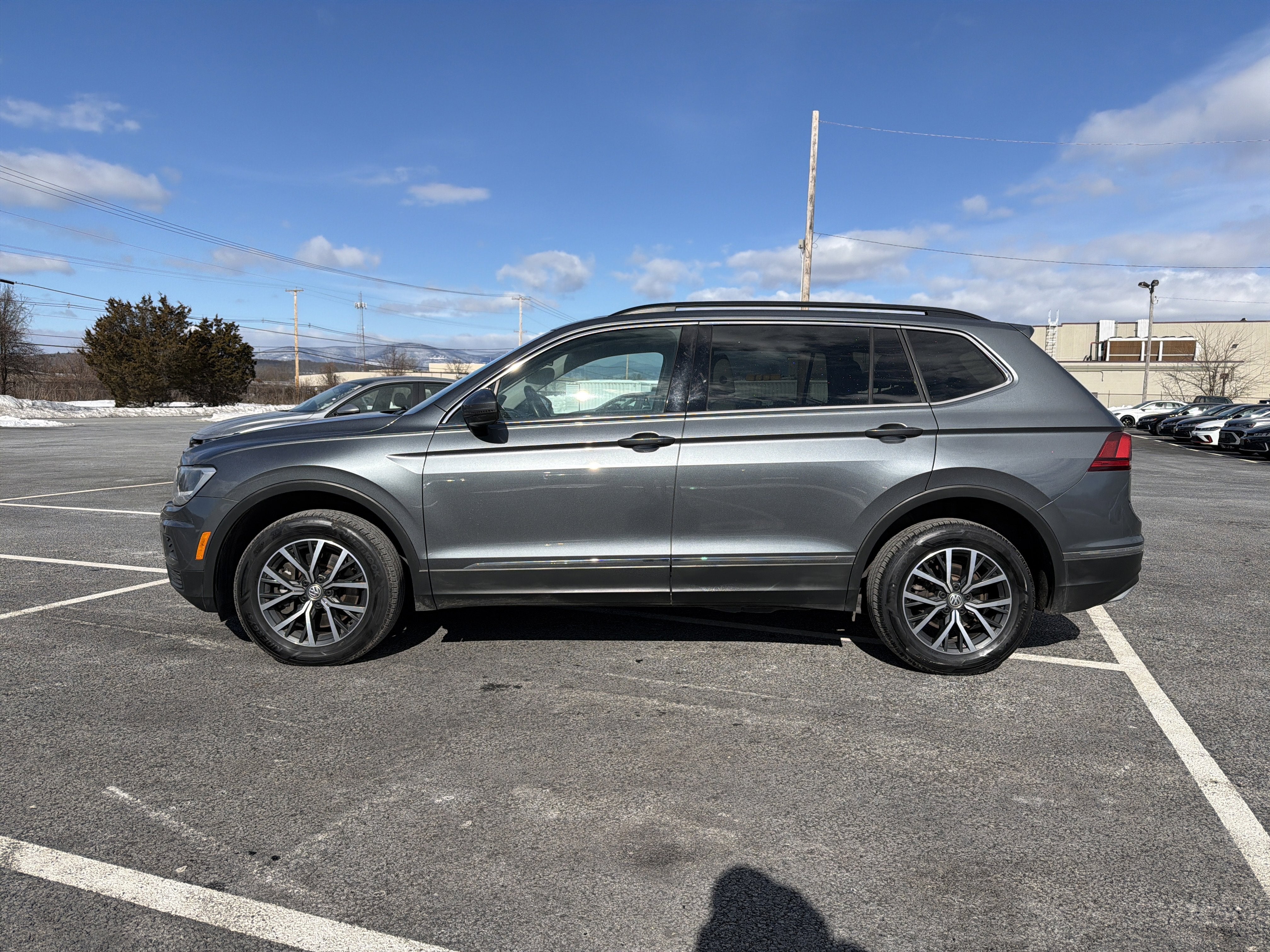 2020 Volkswagen Tiguan 2.0T SE 4Motion