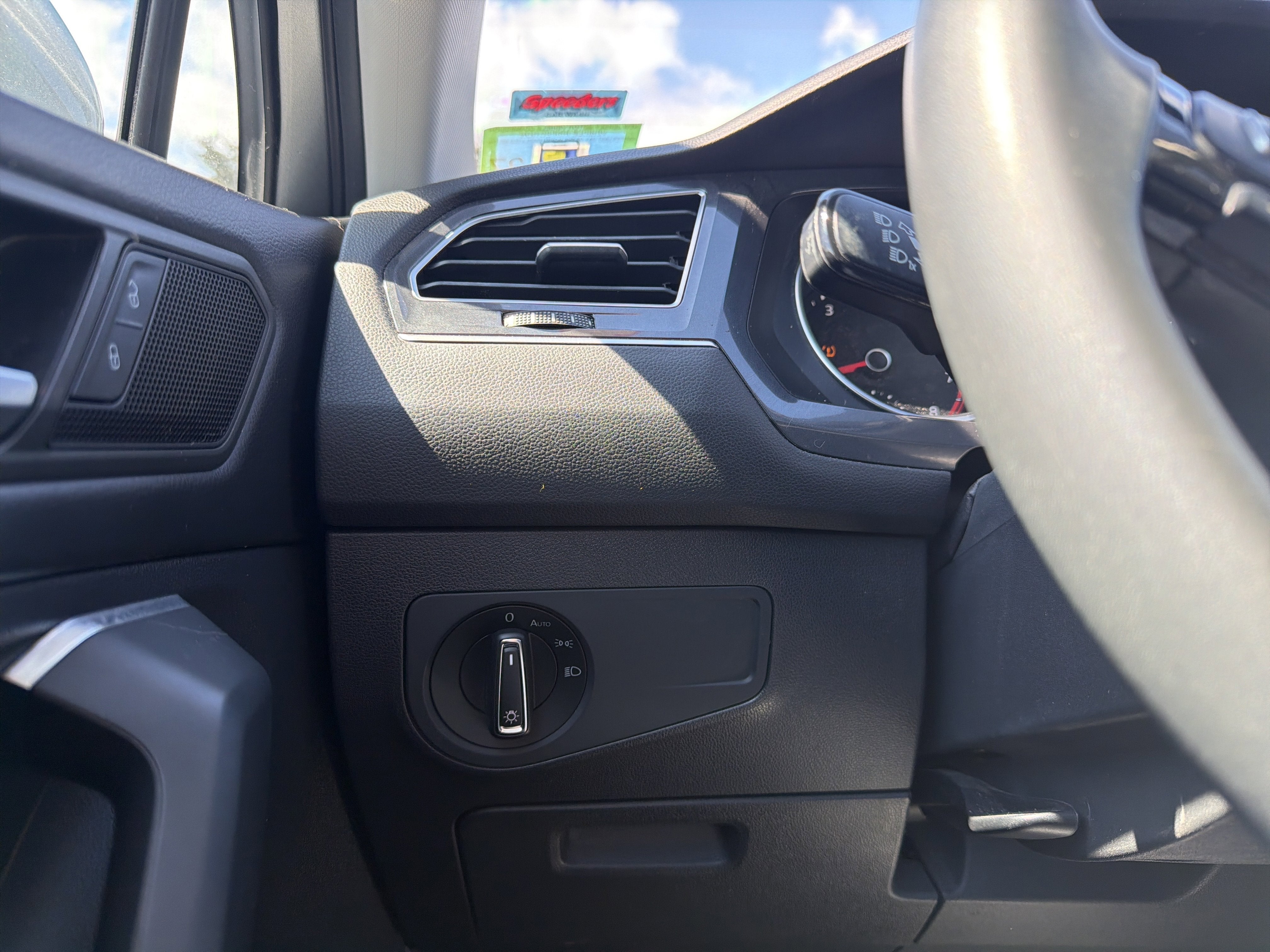 2020 Volkswagen Tiguan 2.0T SE 4Motion