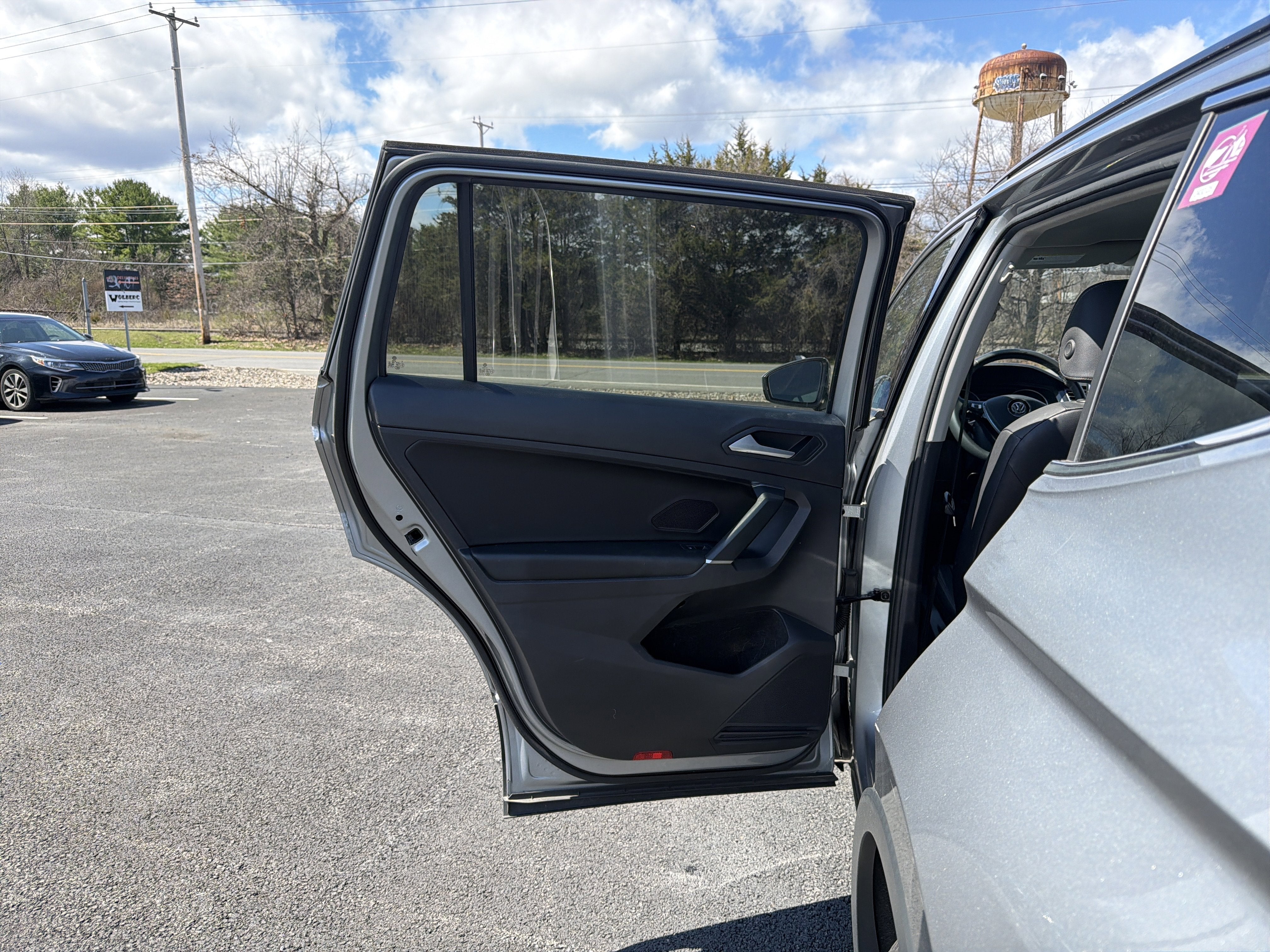 2020 Volkswagen Tiguan 2.0T SE 4Motion