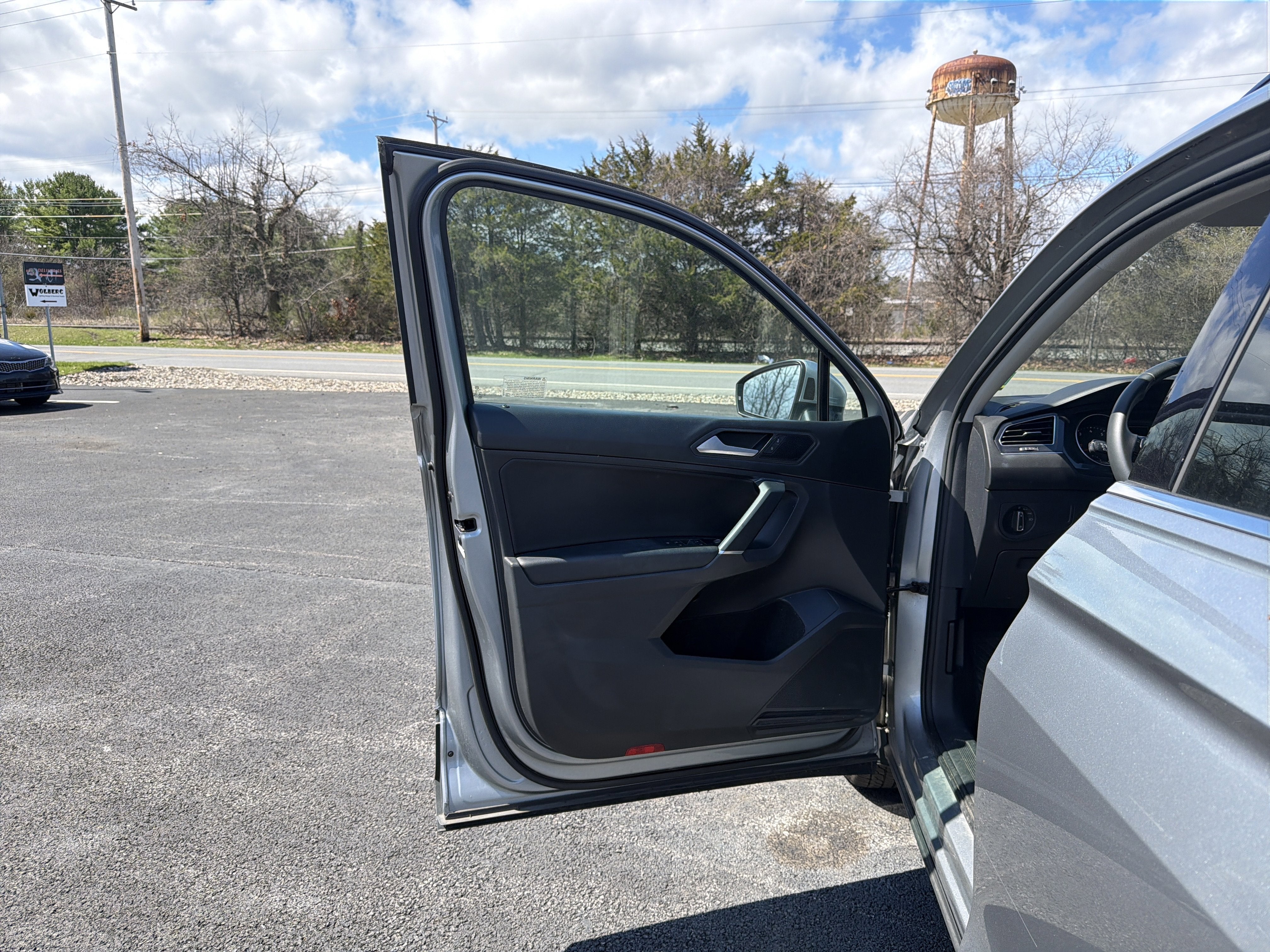 2020 Volkswagen Tiguan 2.0T SE 4Motion