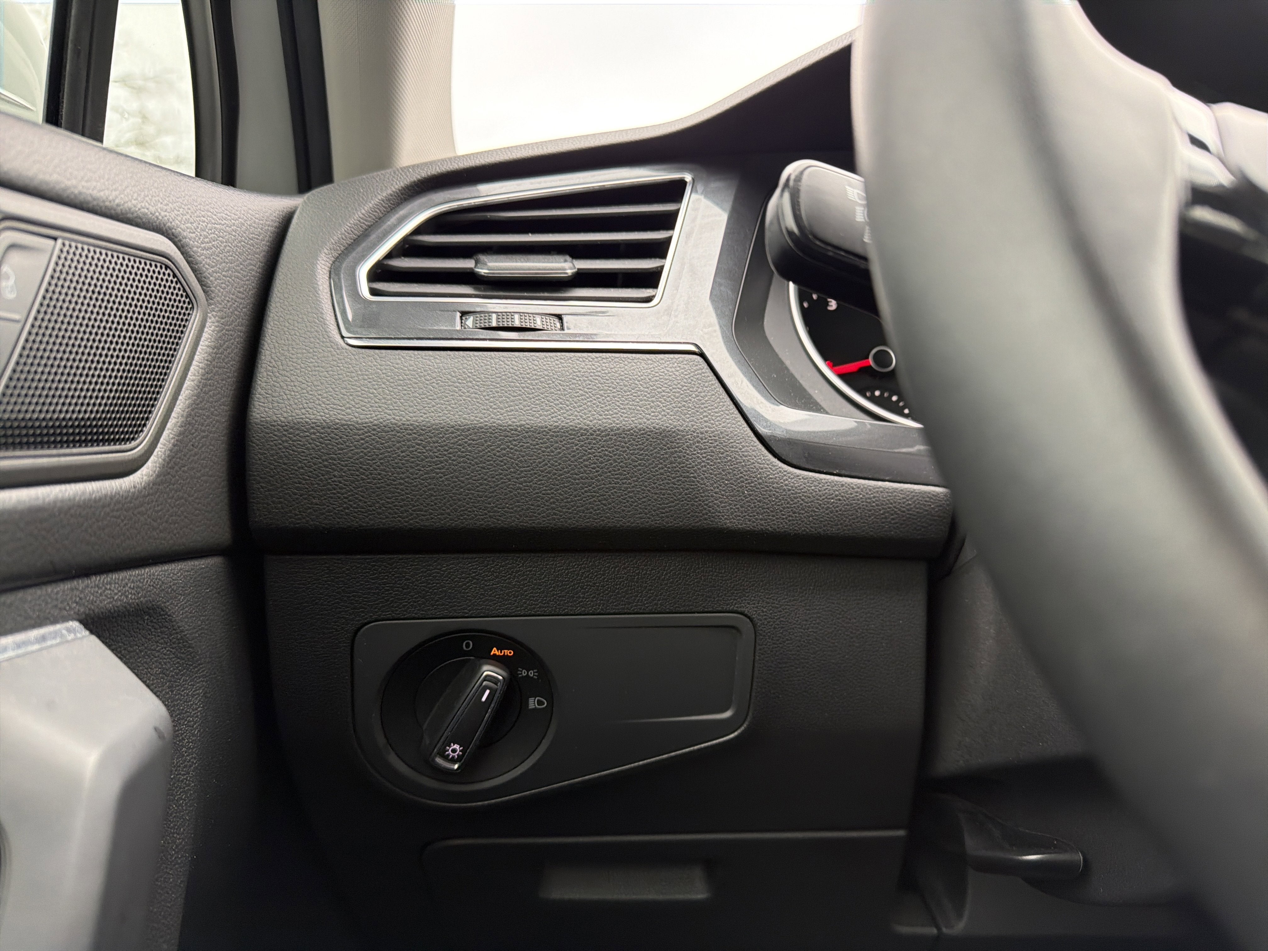 2020 Volkswagen Tiguan 2.0T SE 4Motion