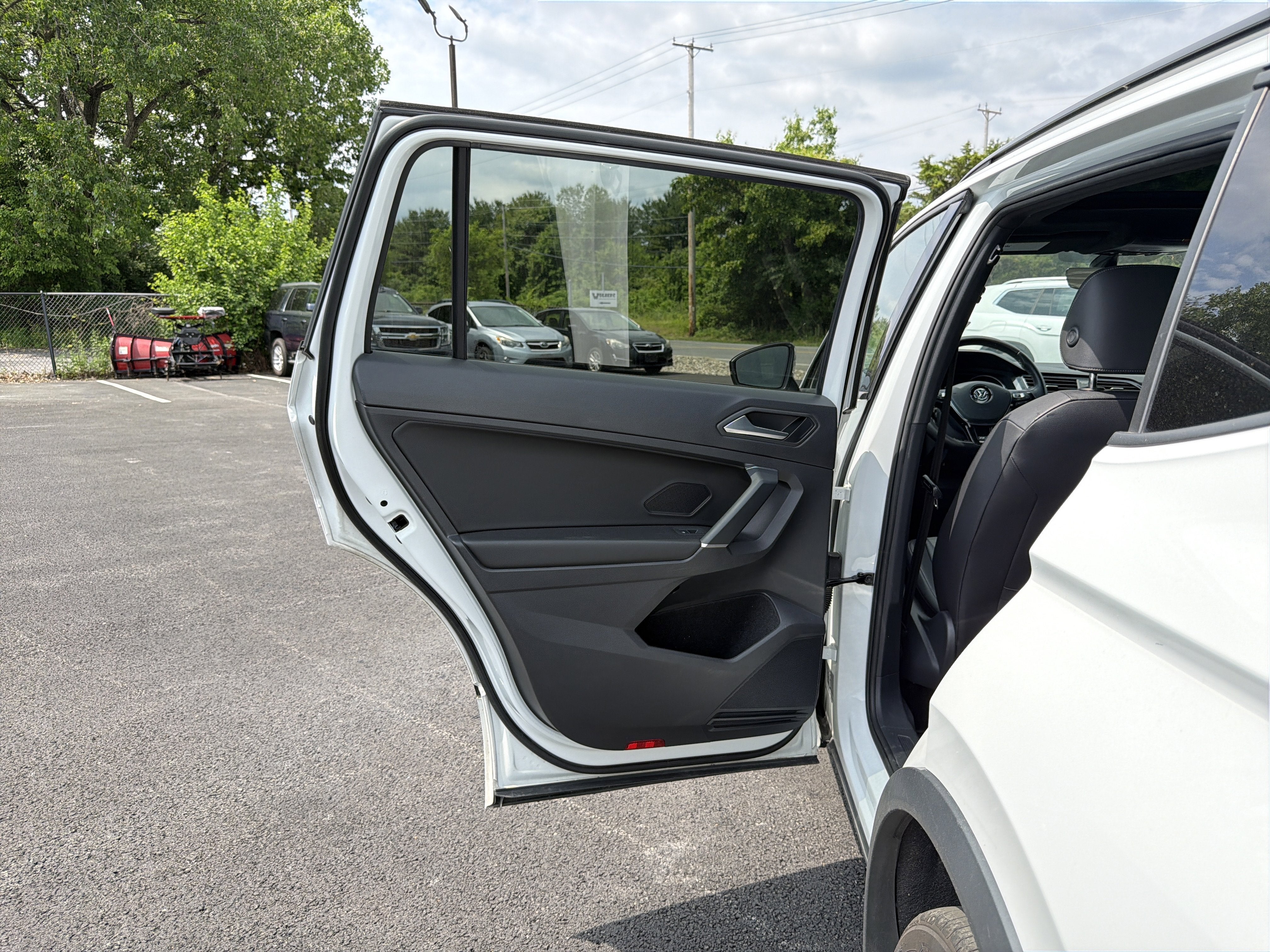 2020 Volkswagen Tiguan 2.0T SE R-Line Black 4Motion