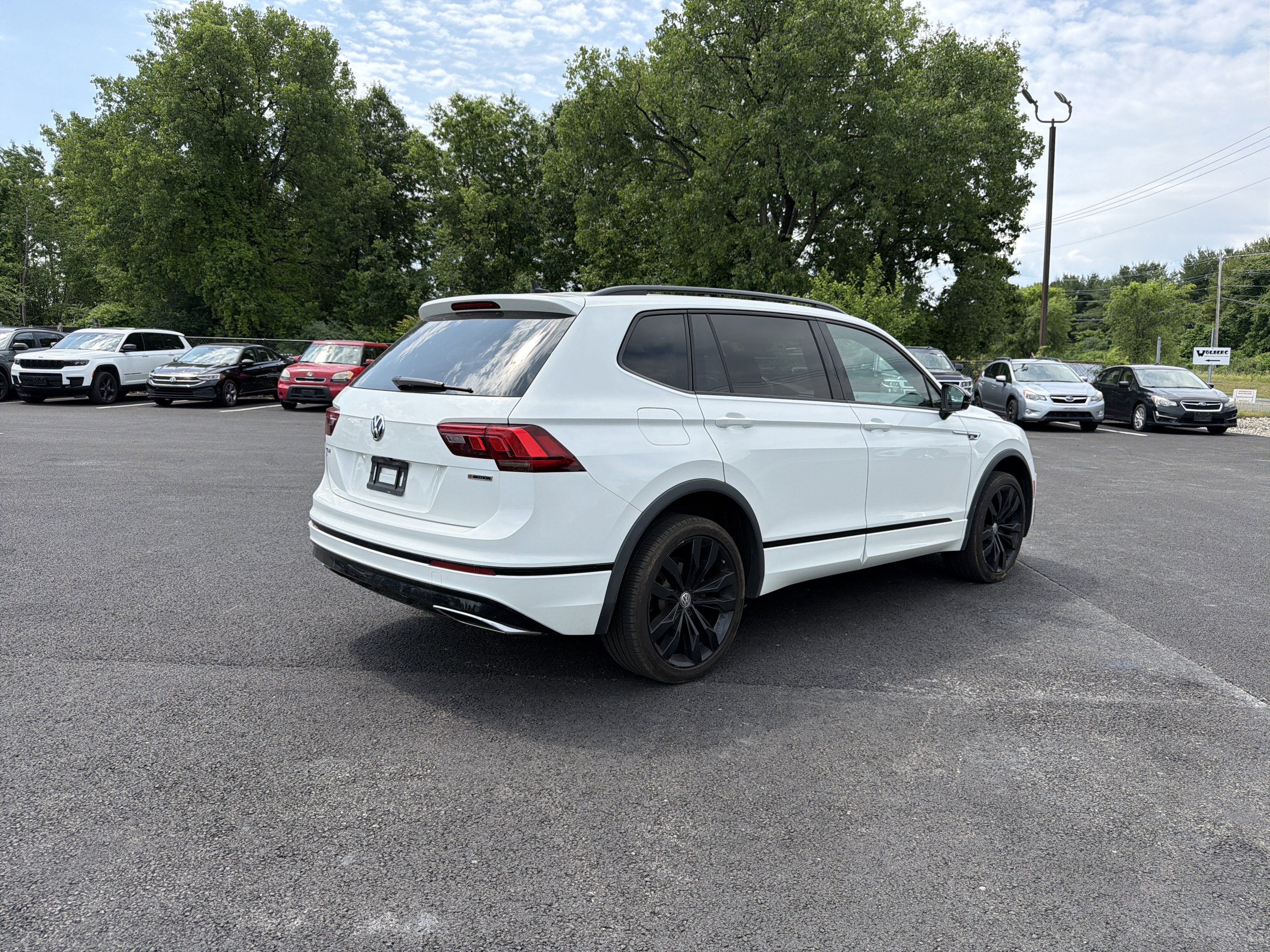 2020 Volkswagen Tiguan 2.0T SE R-Line Black 4Motion