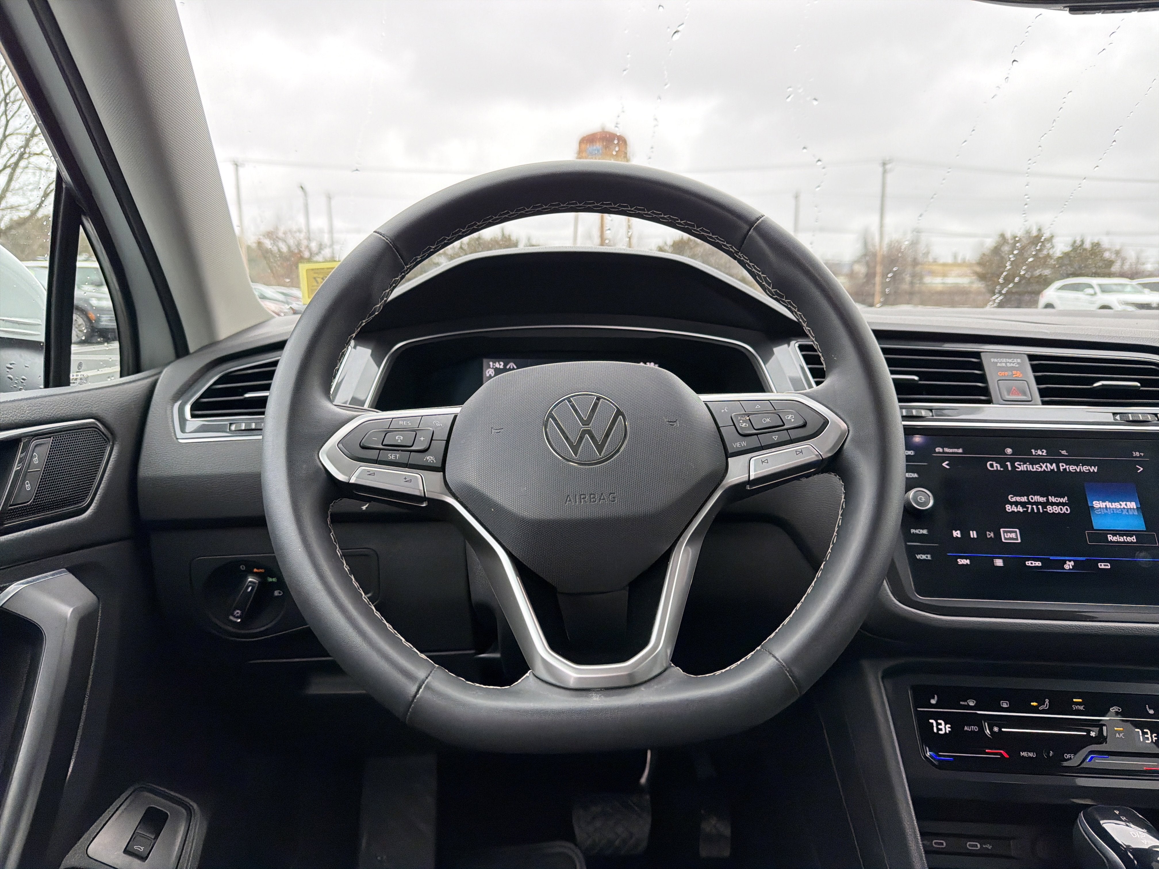 2022 Volkswagen Tiguan 2.0T SE