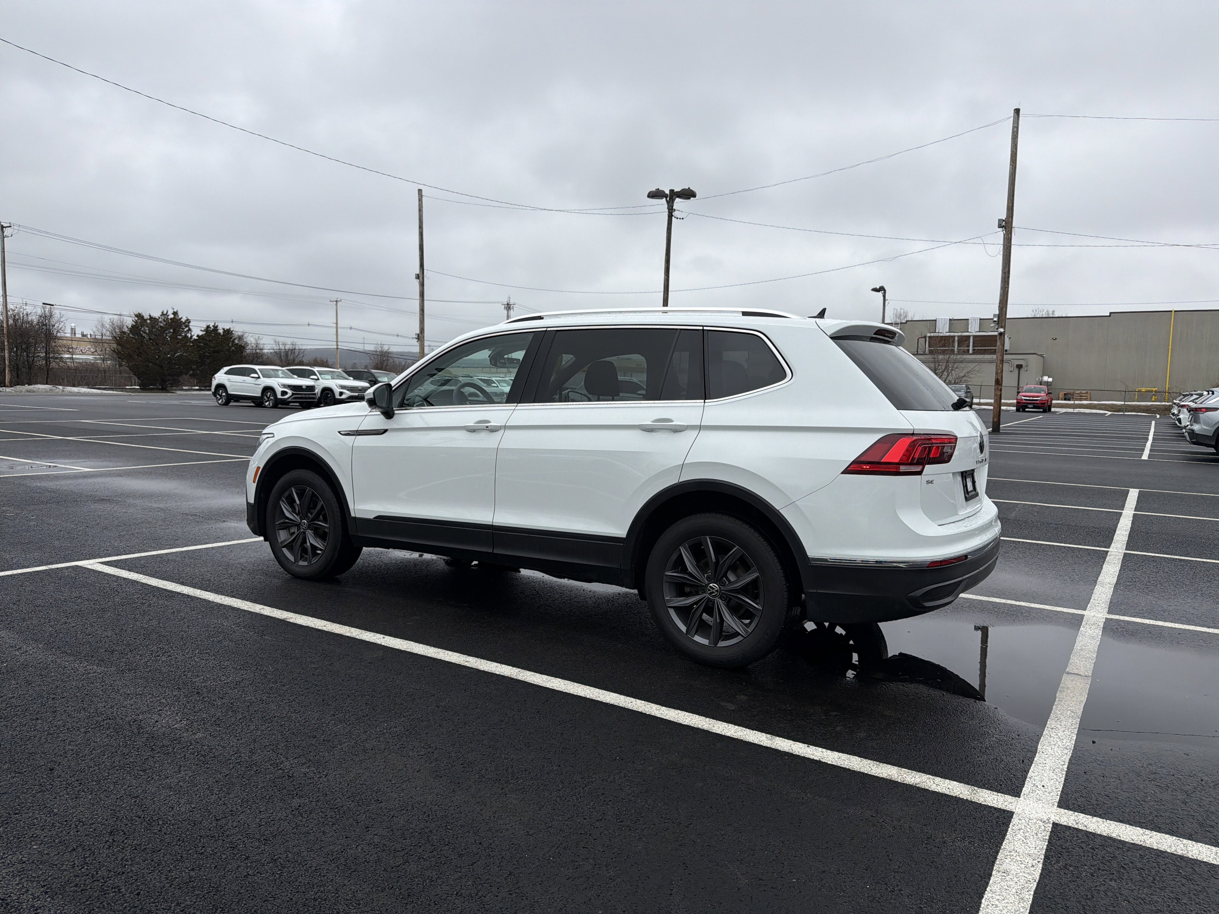 2022 Volkswagen Tiguan 2.0T SE