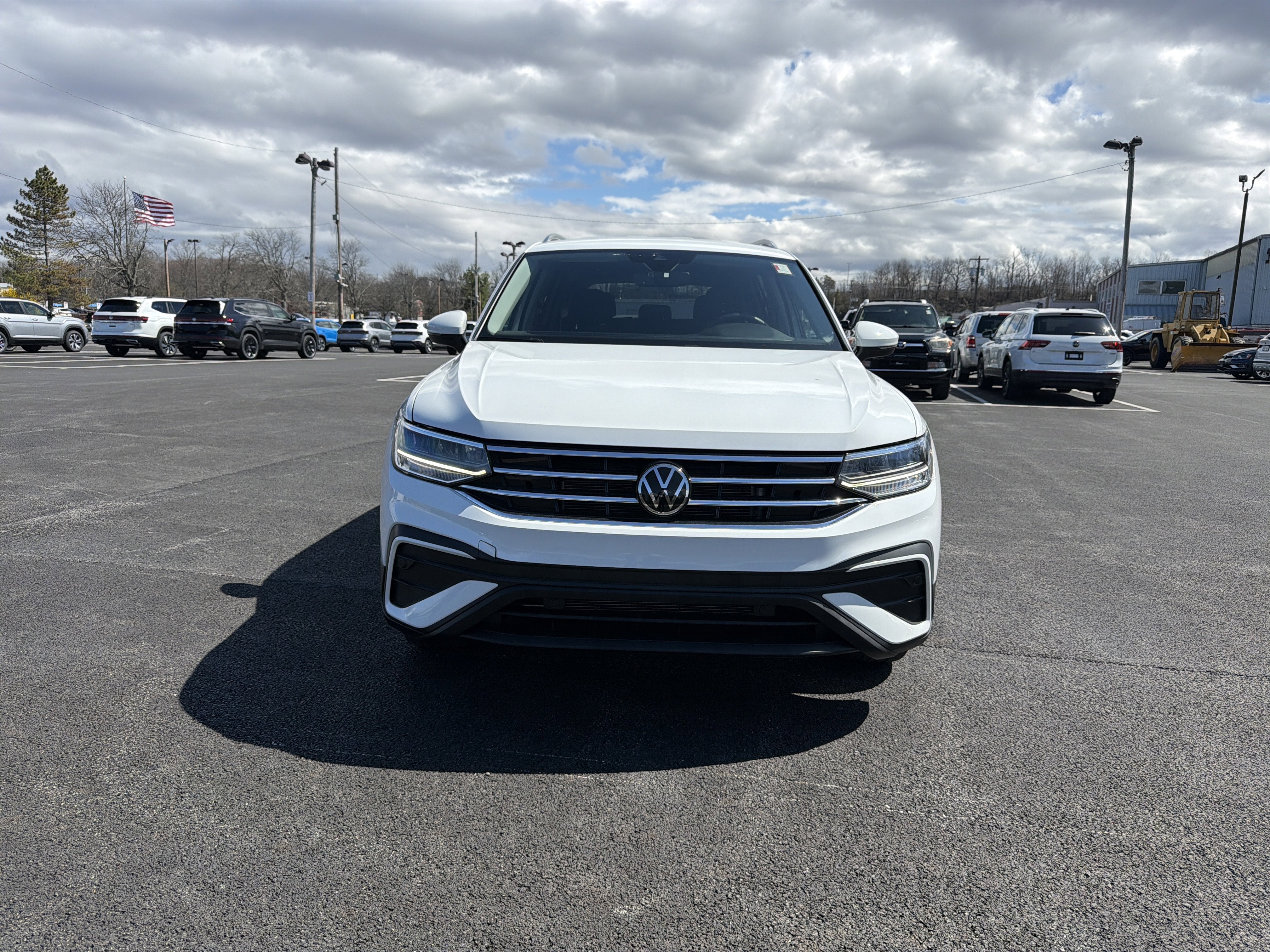 2022 Volkswagen Tiguan 2.0T SE