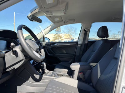 2024 Volkswagen Tiguan 2.0T SE