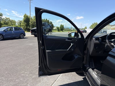 2024 Volkswagen Tiguan 2.0T SEL R-Line