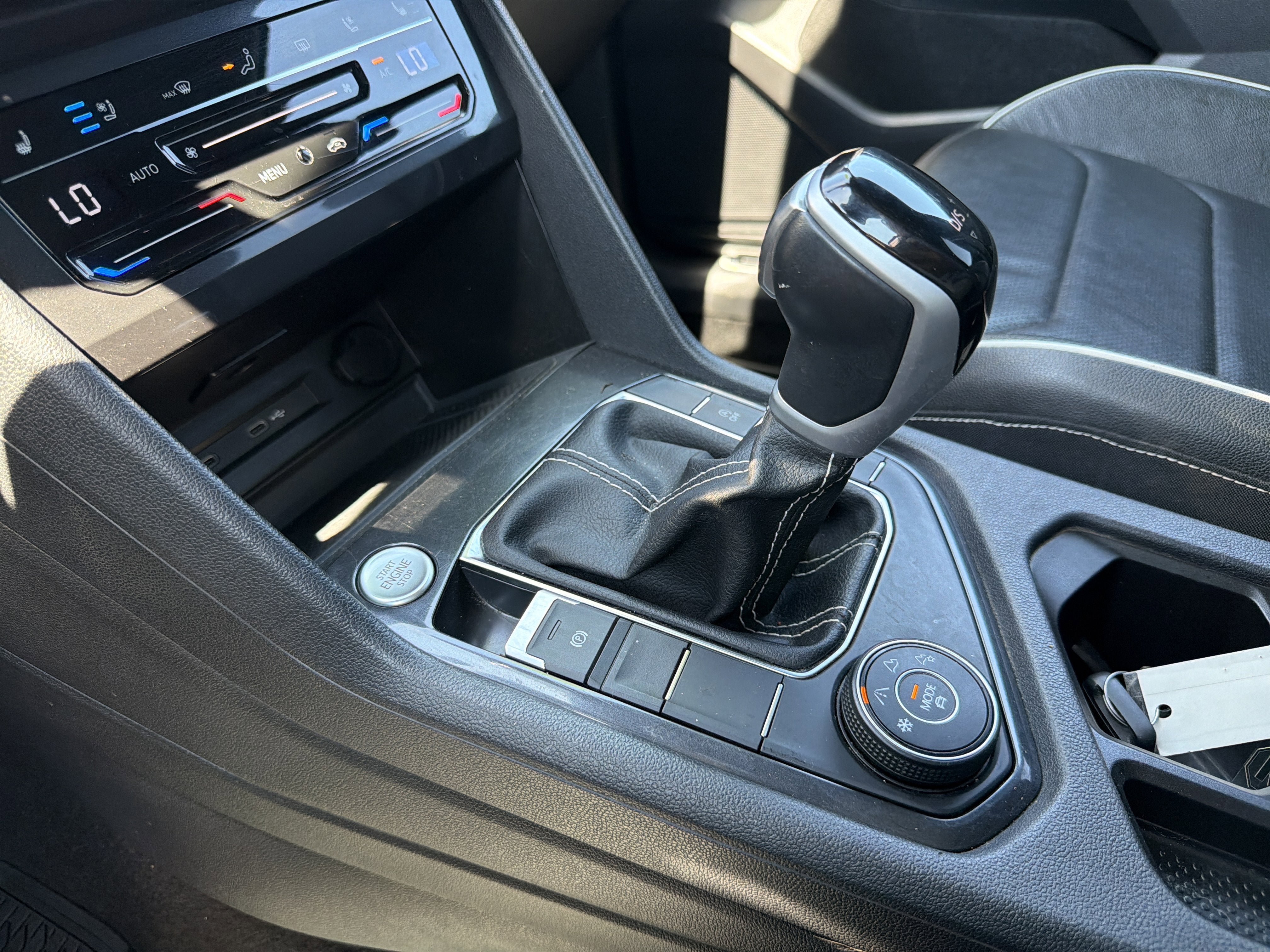 2024 Volkswagen Tiguan 2.0T SEL R-Line