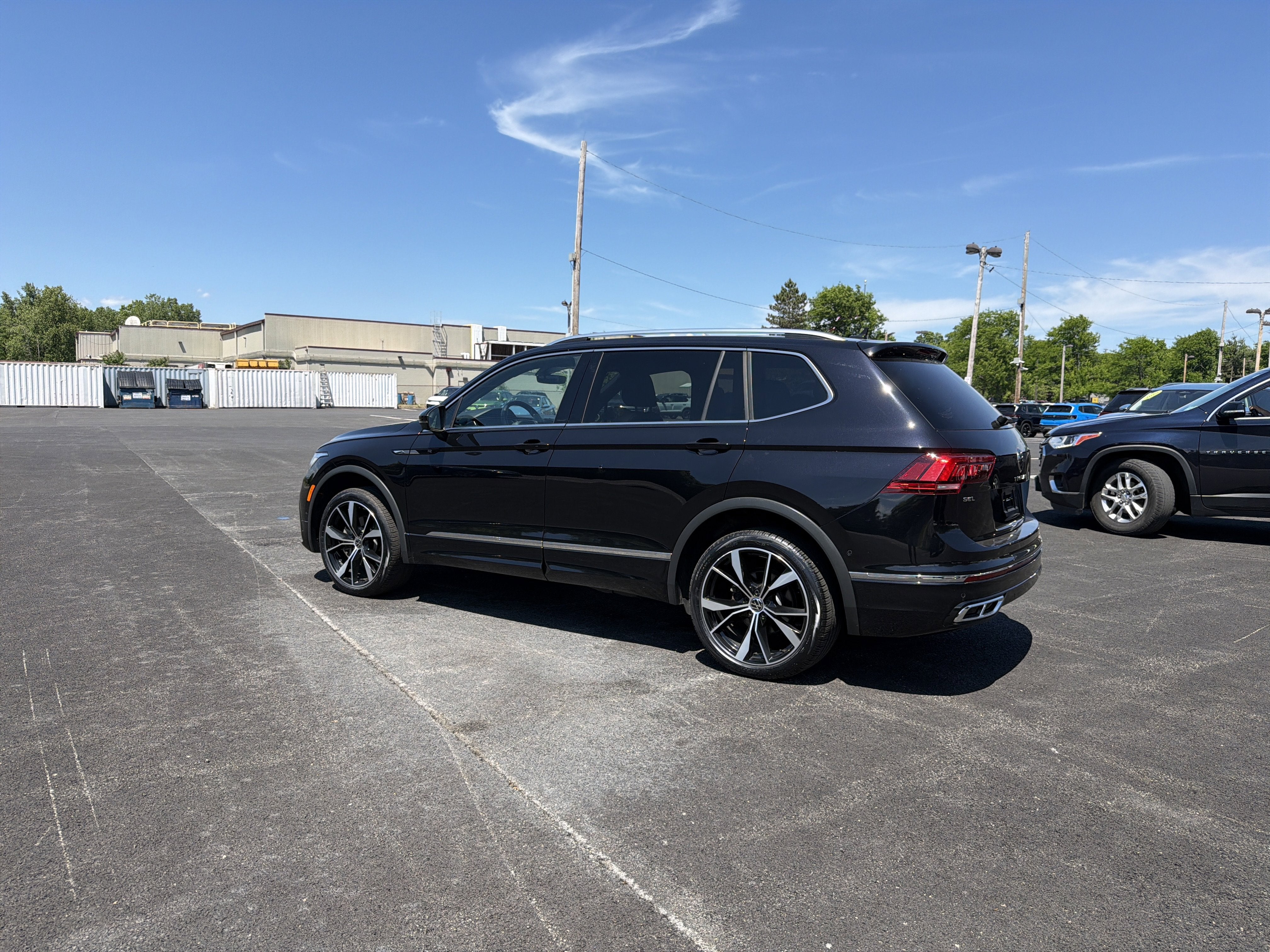 2024 Volkswagen Tiguan 2.0T SEL R-Line