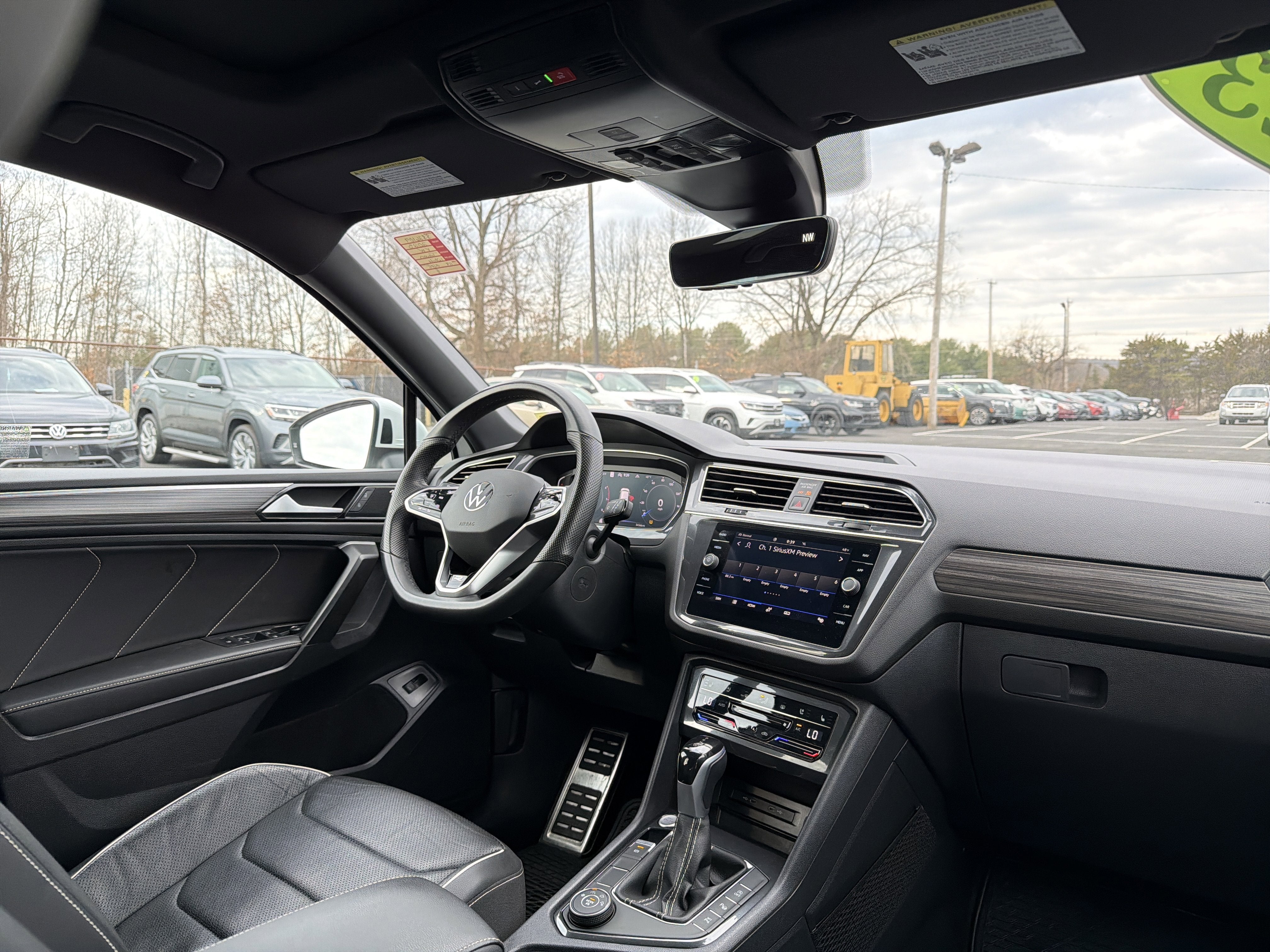 2023 Volkswagen Tiguan 2.0T SEL R-Line