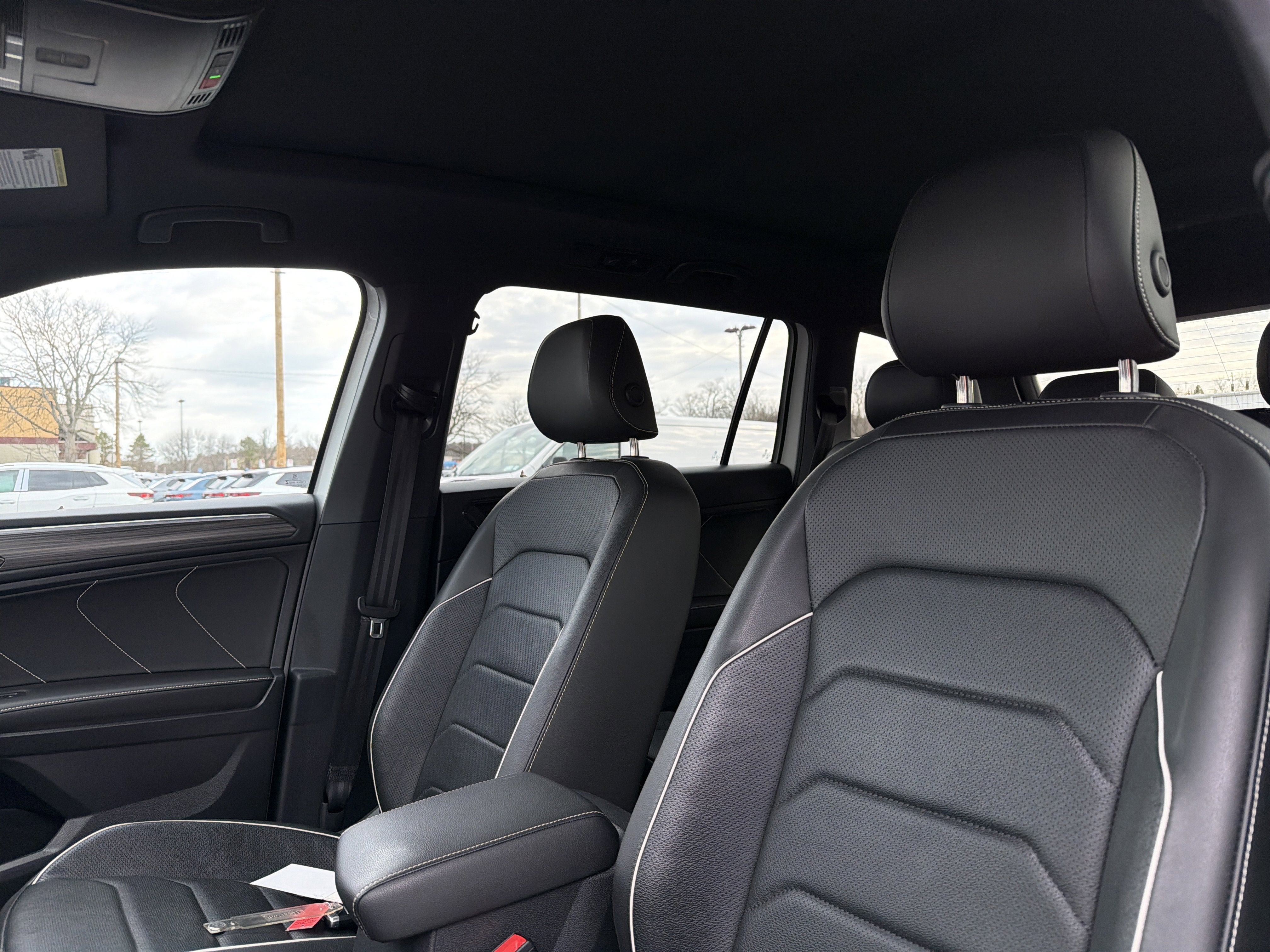 2023 Volkswagen Tiguan 2.0T SEL R-Line