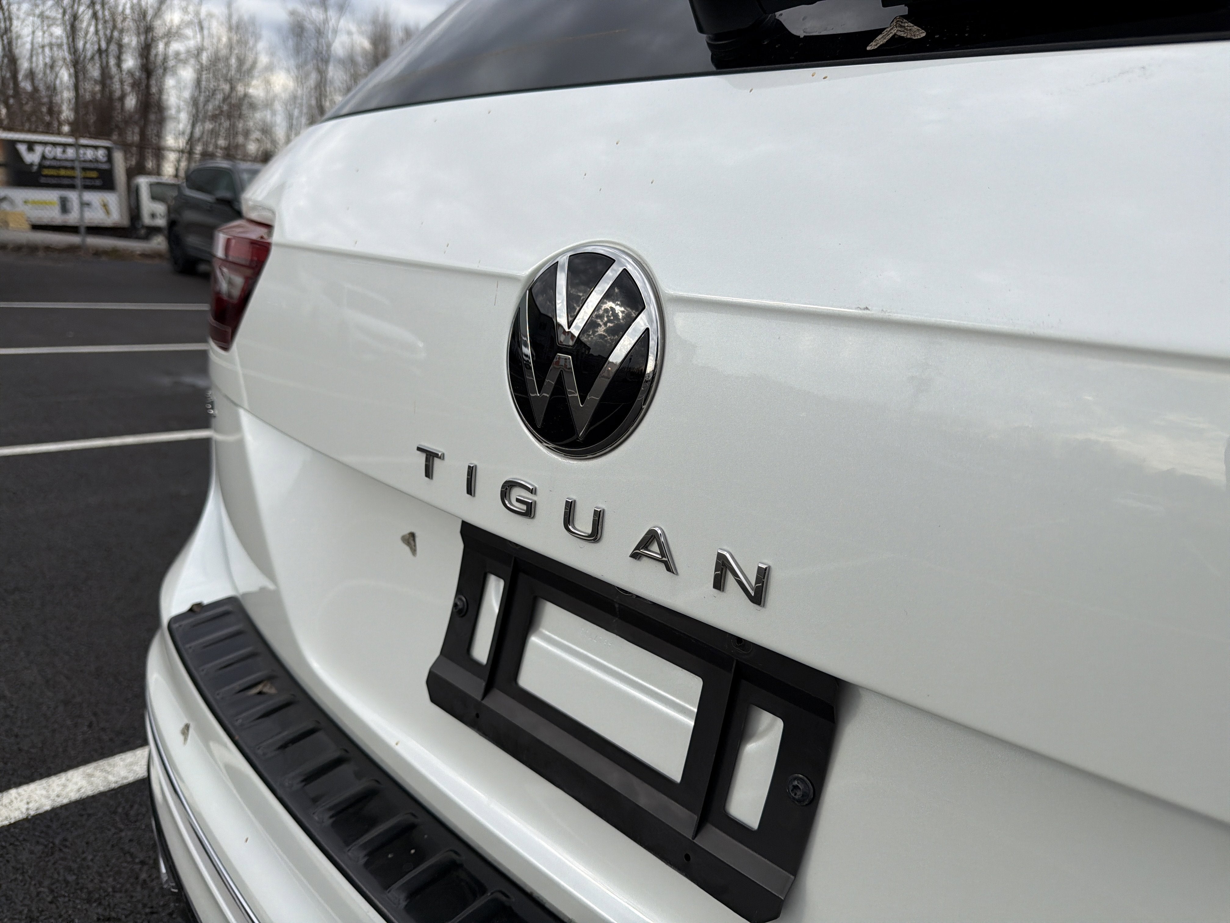 2023 Volkswagen Tiguan 2.0T SEL R-Line