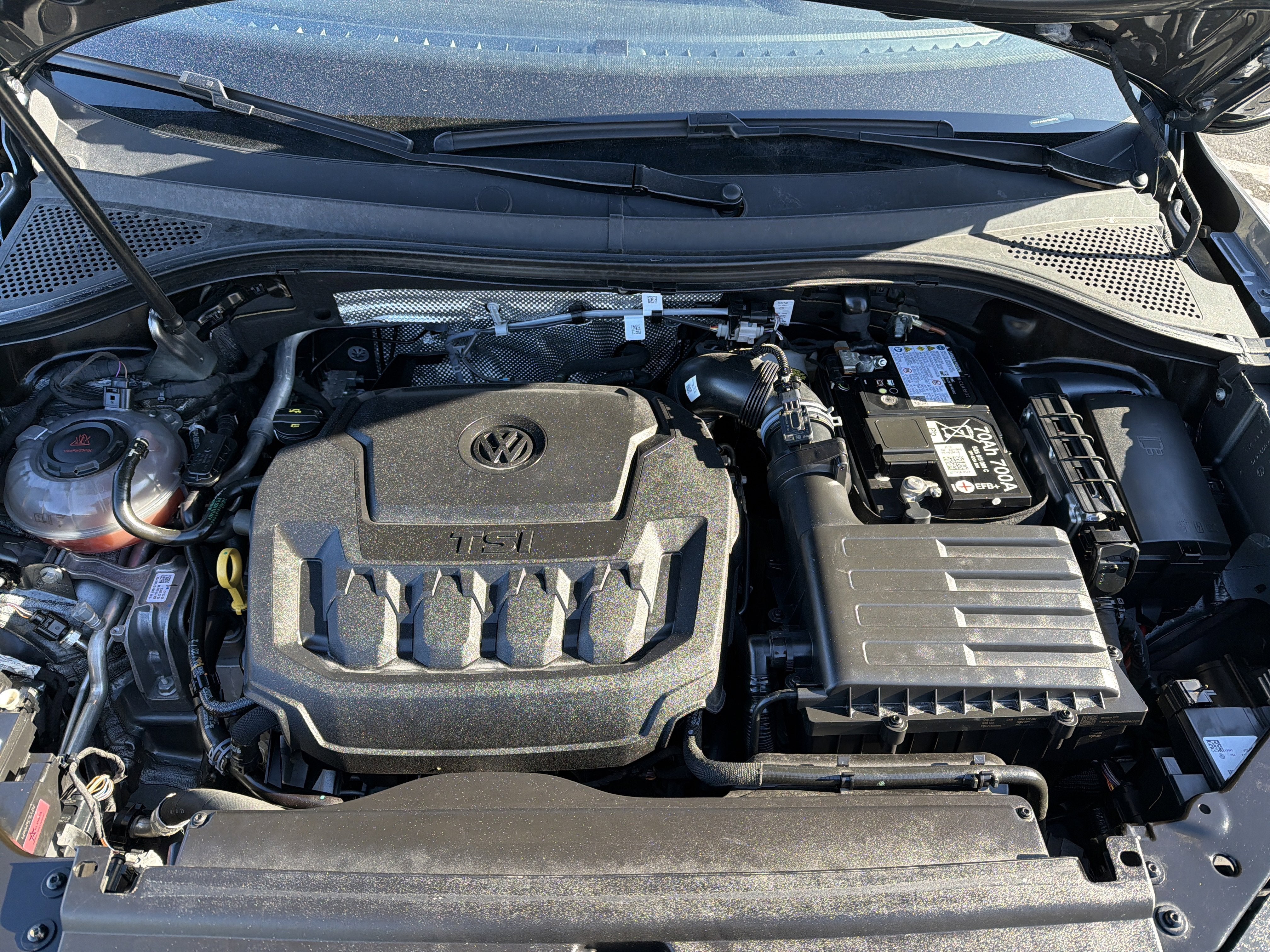 2024 Volkswagen Tiguan 2.0T SEL R-Line