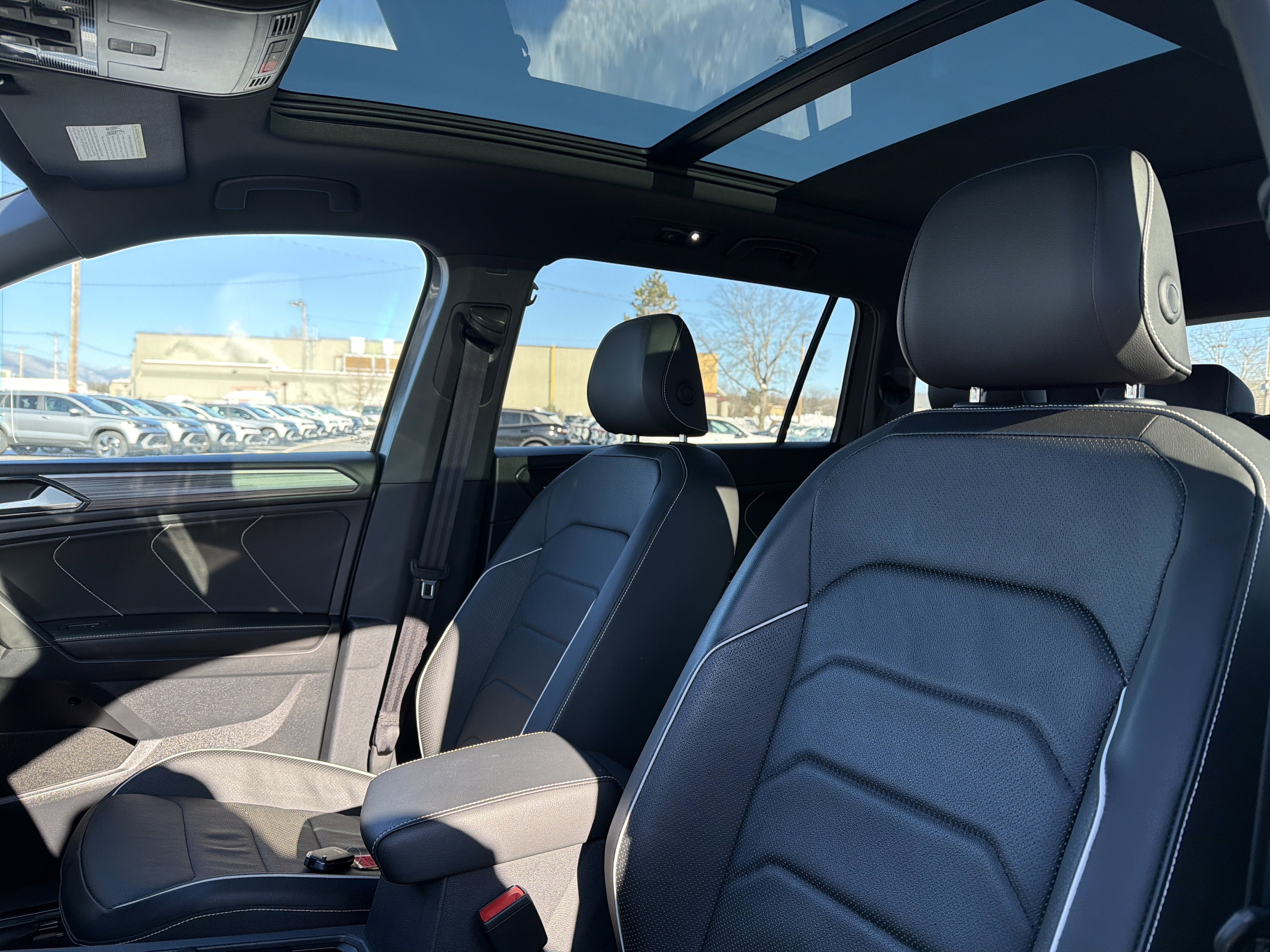 2024 Volkswagen Tiguan 2.0T SEL R-Line