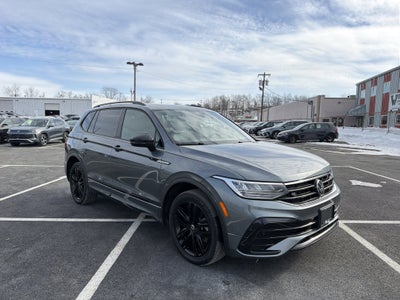 2022 Volkswagen Tiguan 2.0T SE R-Line Black