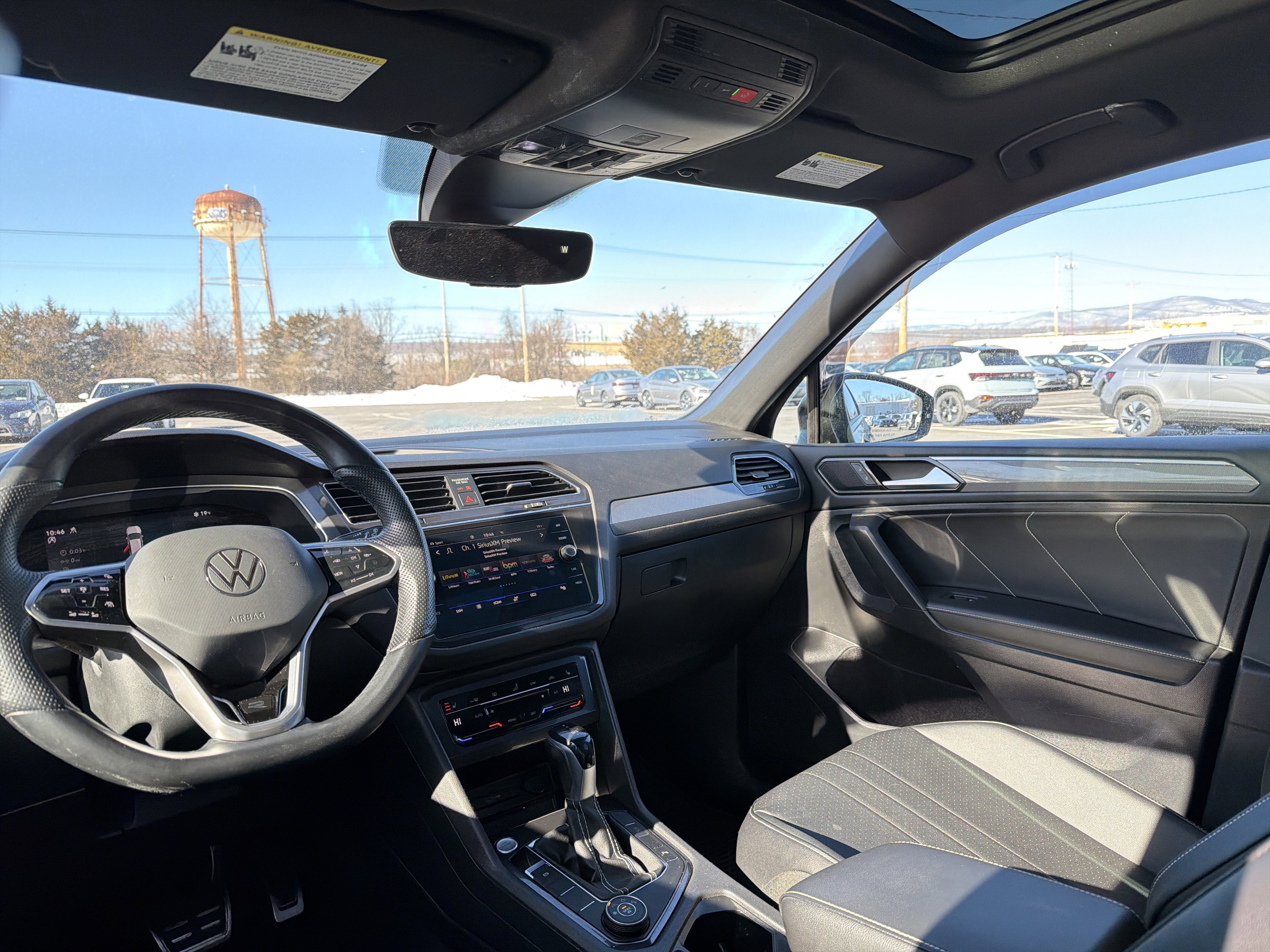 2022 Volkswagen Tiguan 2.0T SE R-Line Black