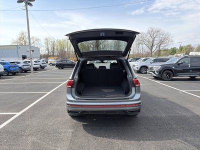 2023 Volkswagen Tiguan 2.0T SE R-Line Black