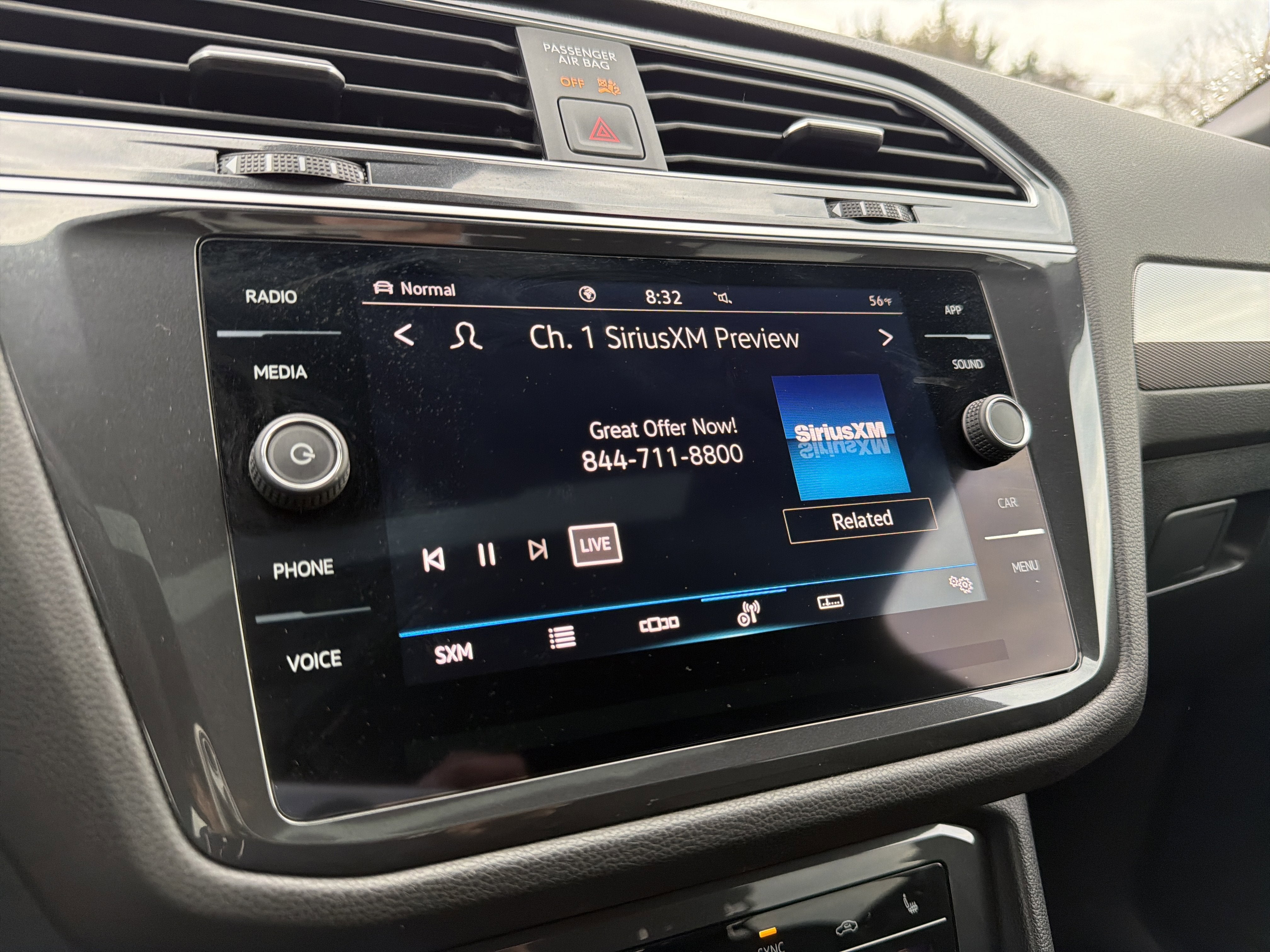 2024 Volkswagen Tiguan 2.0T SE R-Line Black