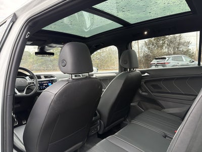 2024 Volkswagen Tiguan 2.0T SE R-Line Black