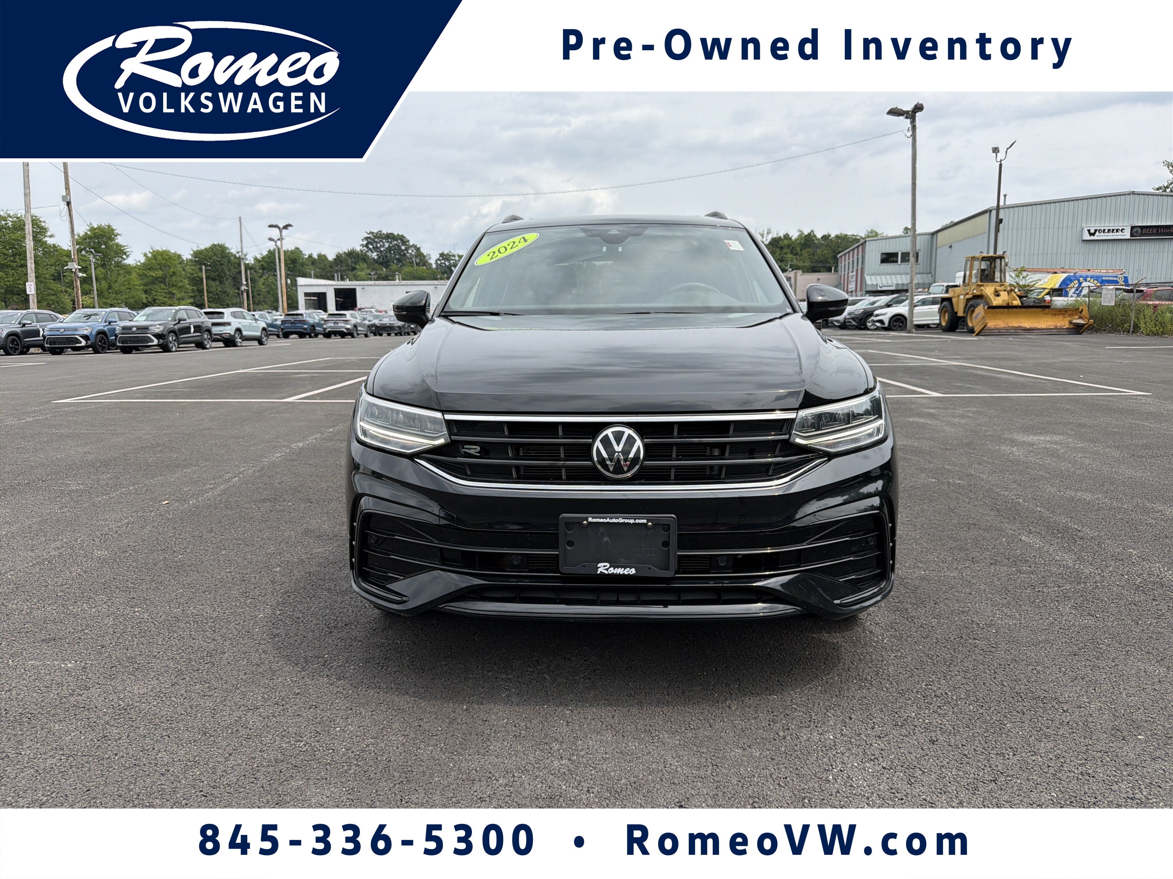2024 Volkswagen Tiguan 2.0T SE R-Line Black