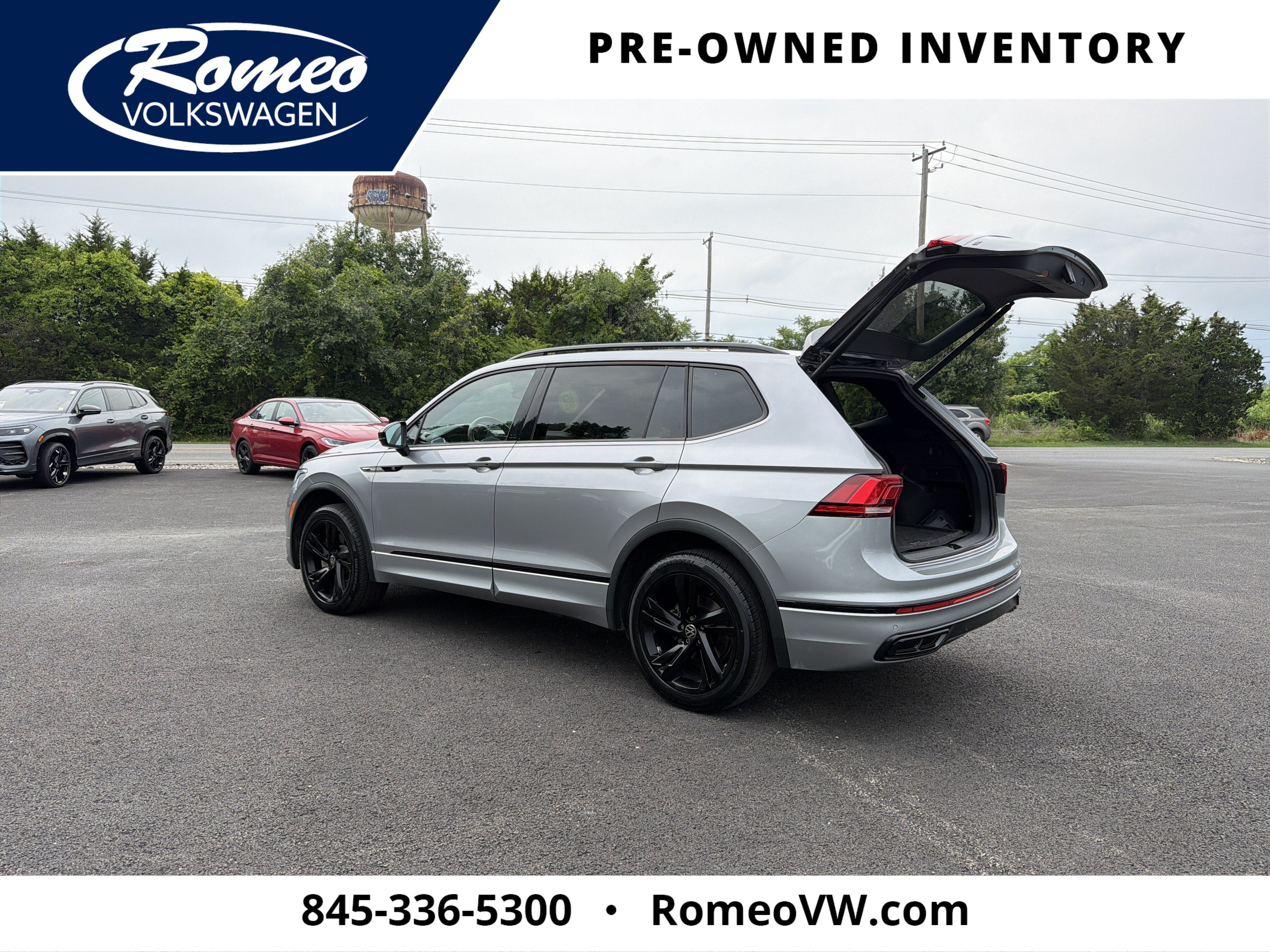 2024 Volkswagen Tiguan 2.0T SE R-Line Black