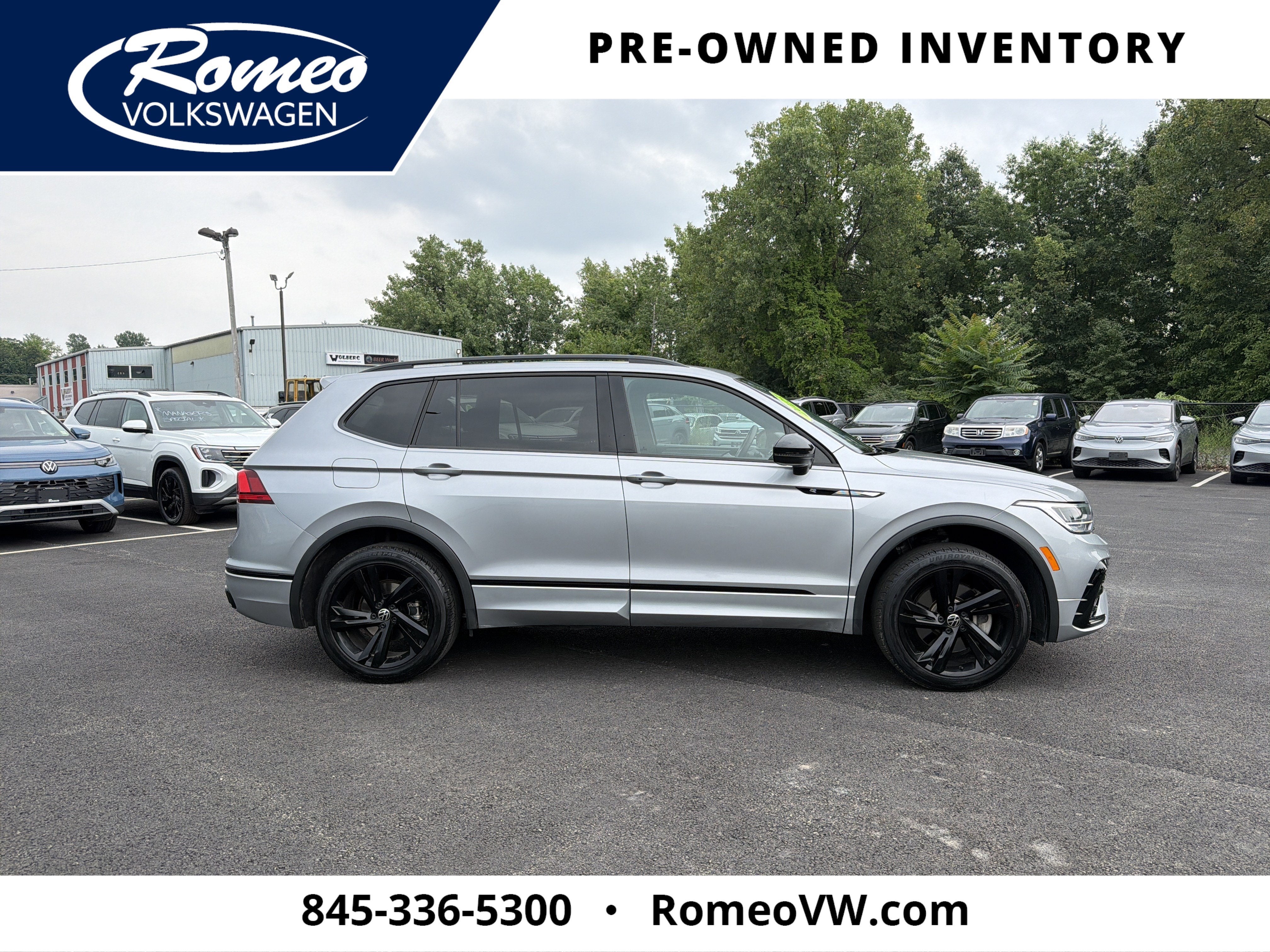 2024 Volkswagen Tiguan 2.0T SE R-Line Black