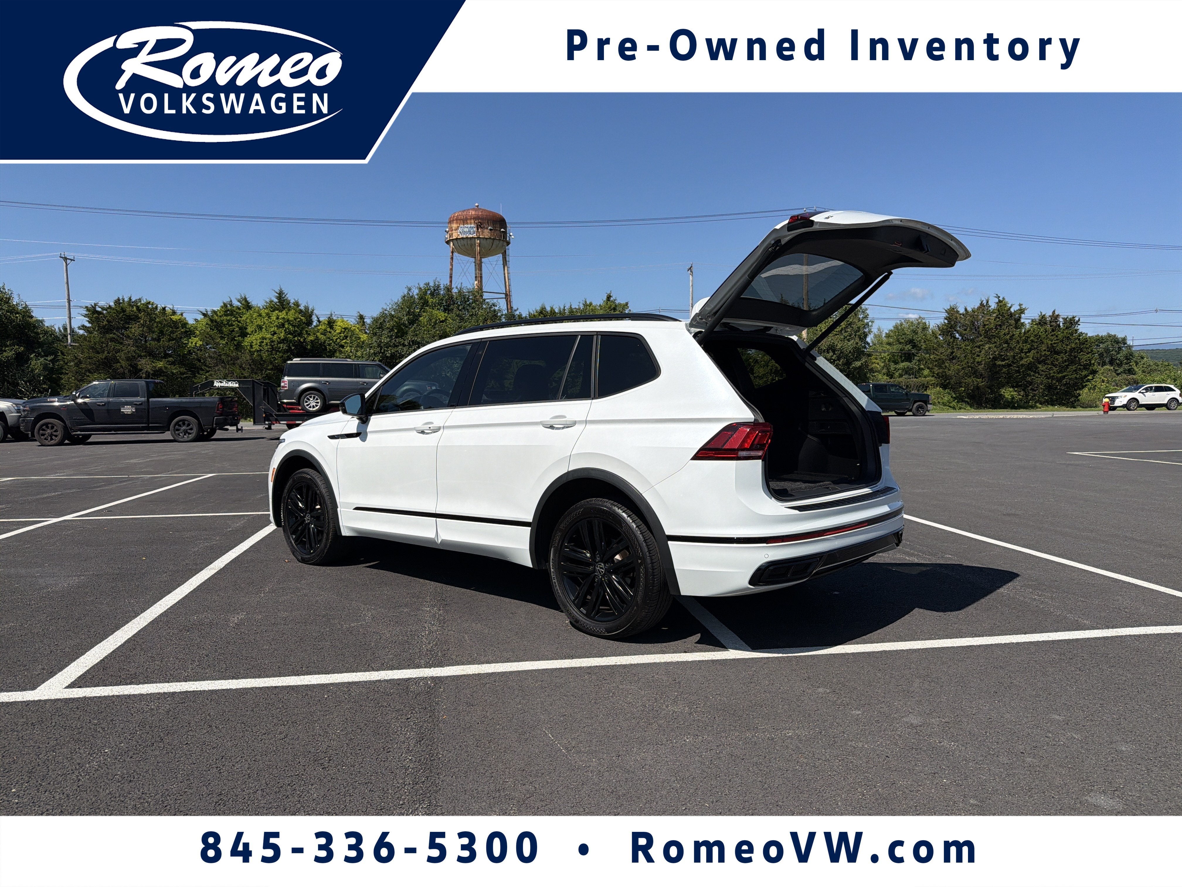 2022 Volkswagen Tiguan 2.0T SE R-Line Black