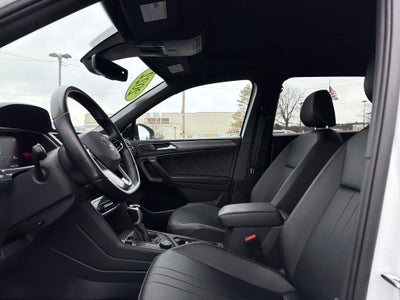 2022 Volkswagen Tiguan 2.0T SE R-Line Black